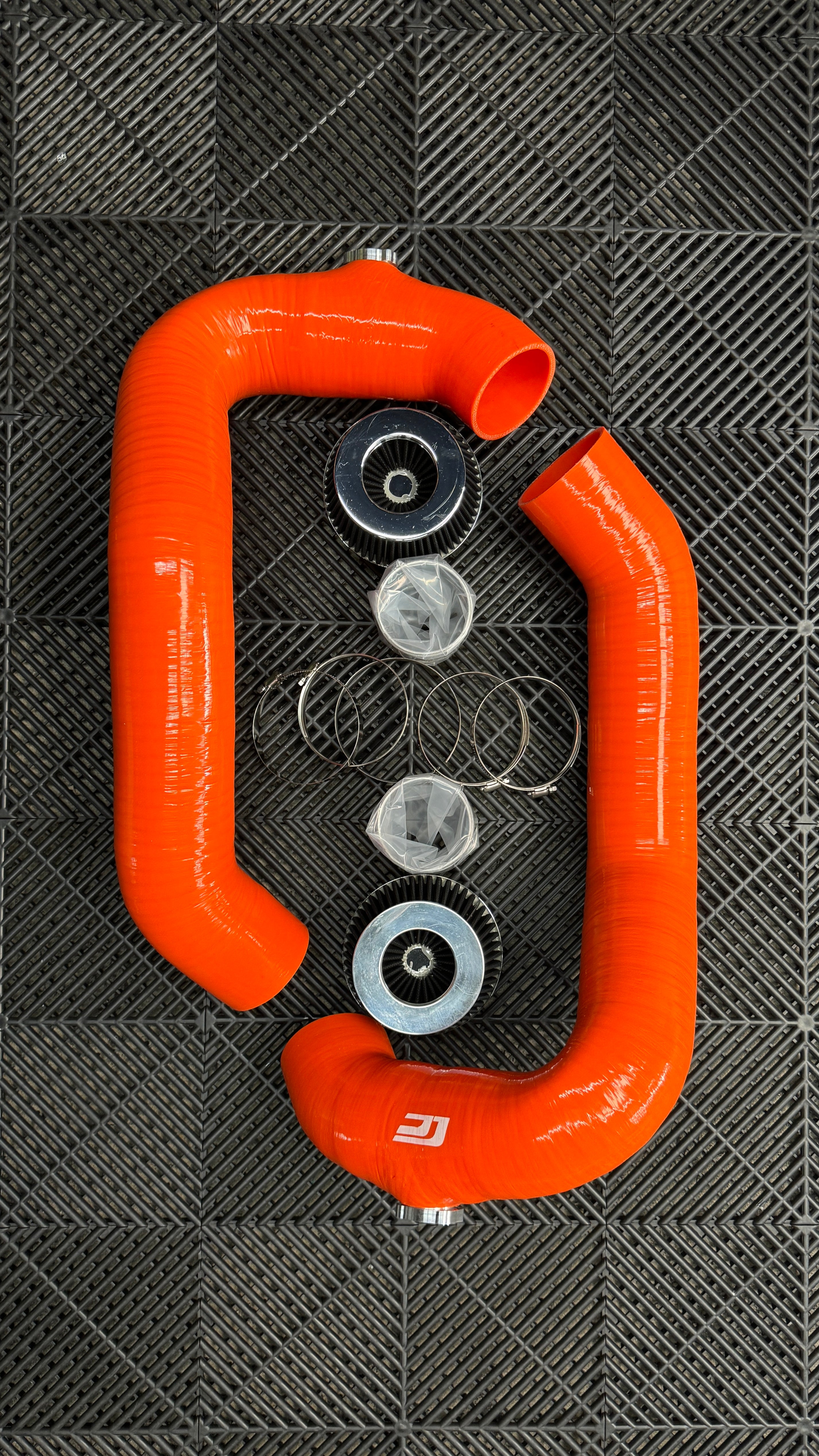 M5/M6 Cen-Cal Silicone Front Mount Intakes - (F06/F10/F12/F13)