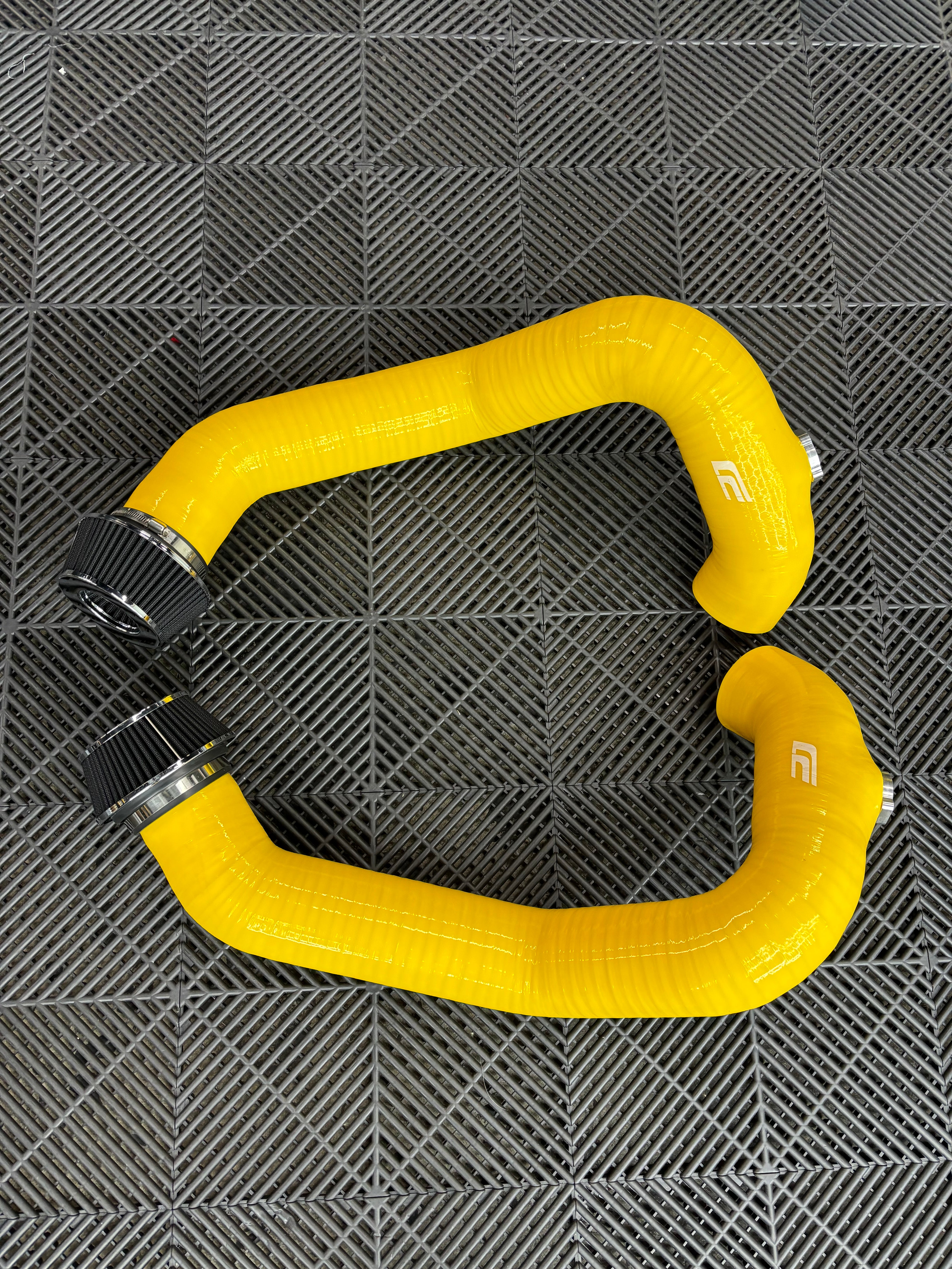 M5/M6 Cen-Cal Silicone Front Mount Intakes - (F06/F10/F12/F13)