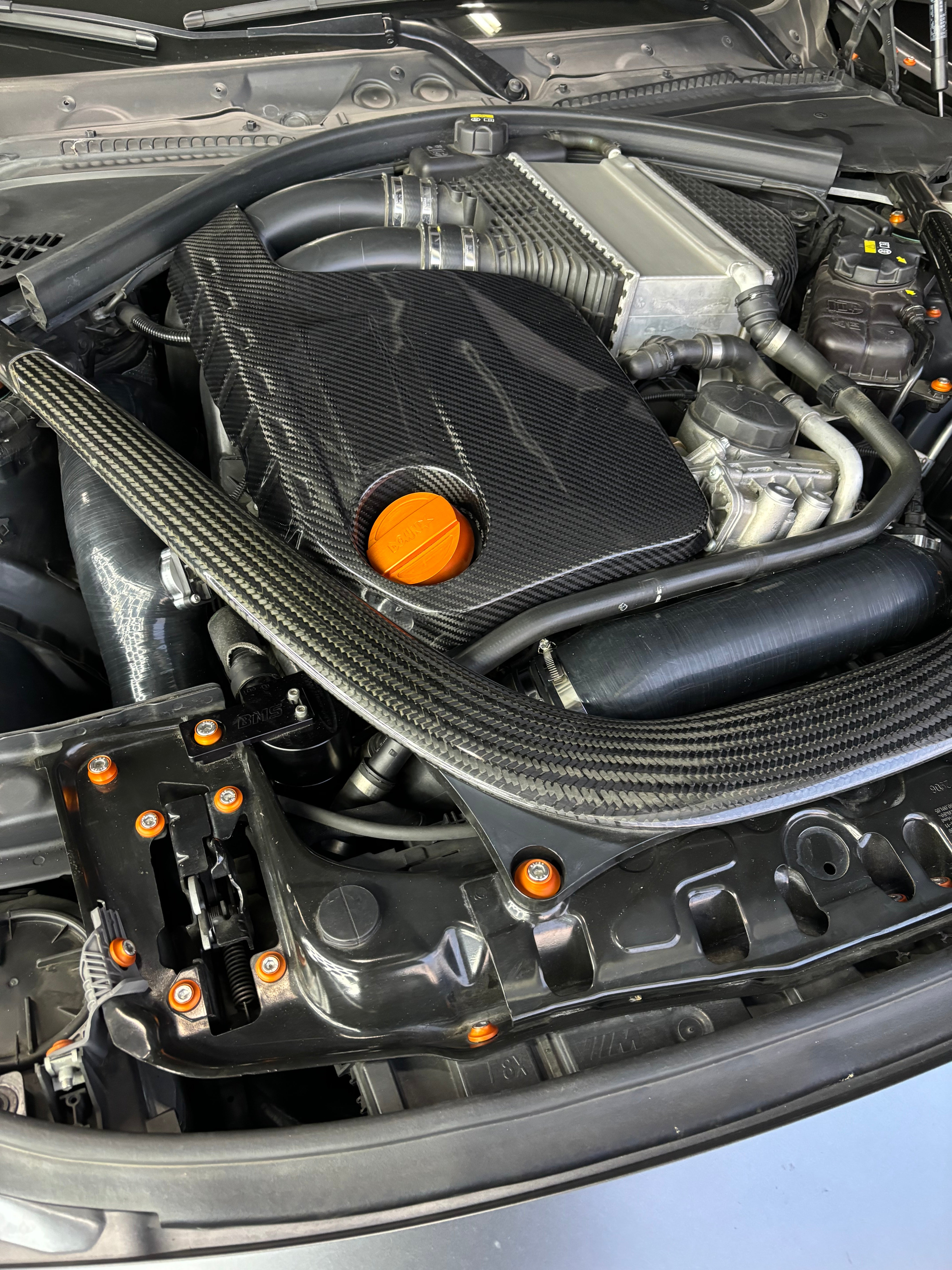 S55 Carbon Fiber Engine cover - F80/F82/F83