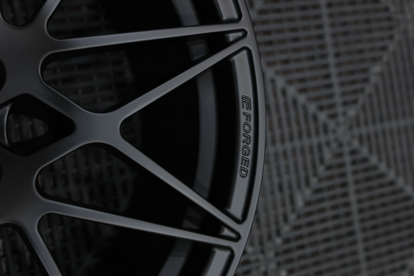 BMW F80 M3 / F82 M4 CC Forged Beadlock Drag Pack Wheels — F8X OEM+