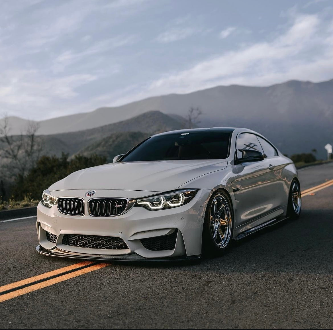 F80 M3 / F82 F83 M4 K Style Carbon Fiber Front Lip