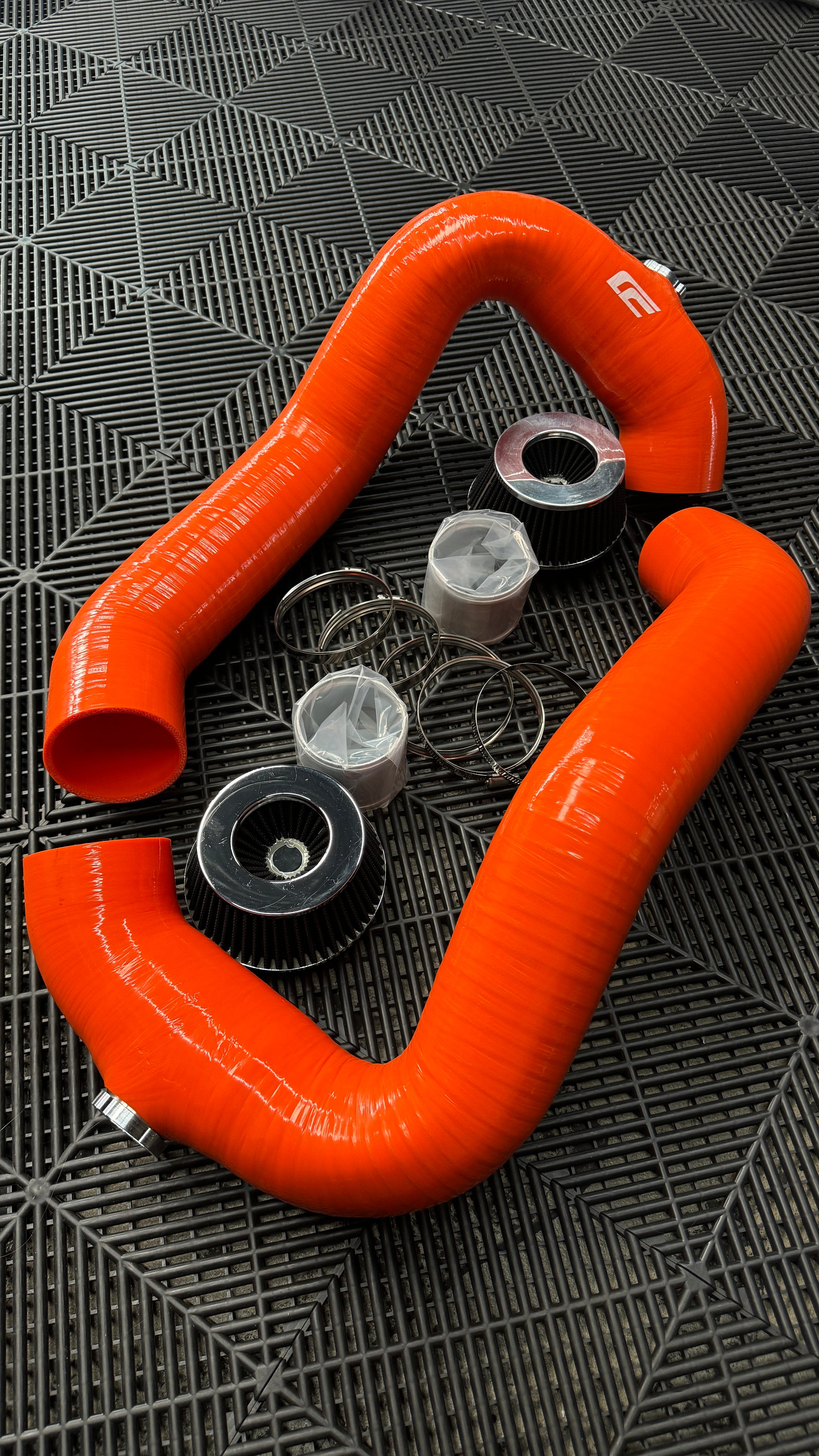 M5/M6 Cen-Cal Silicone Front Mount Intakes - (F06/F10/F12/F13)