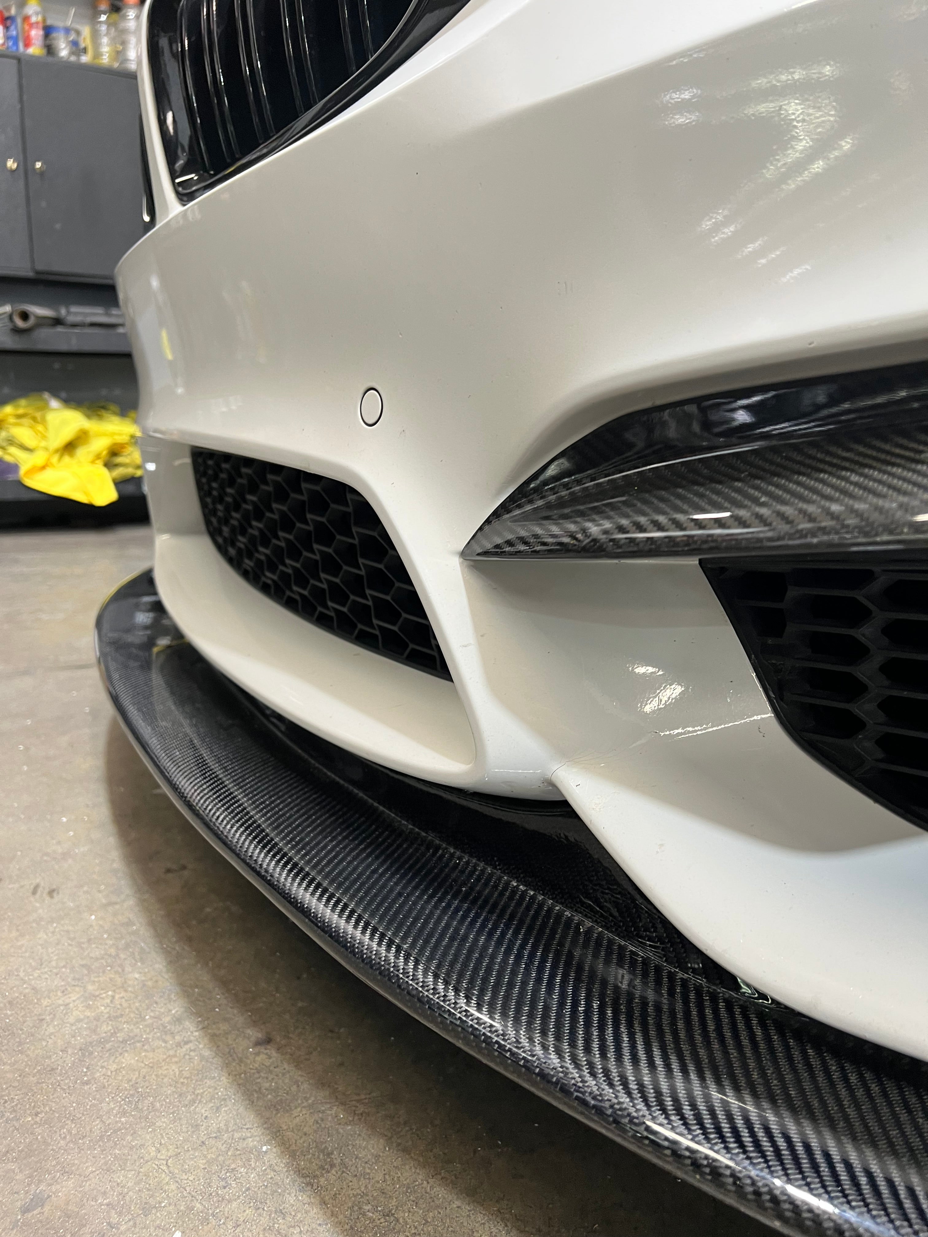 F80 M3 / F82 F83 M4 K Style Carbon Fiber Front Lip