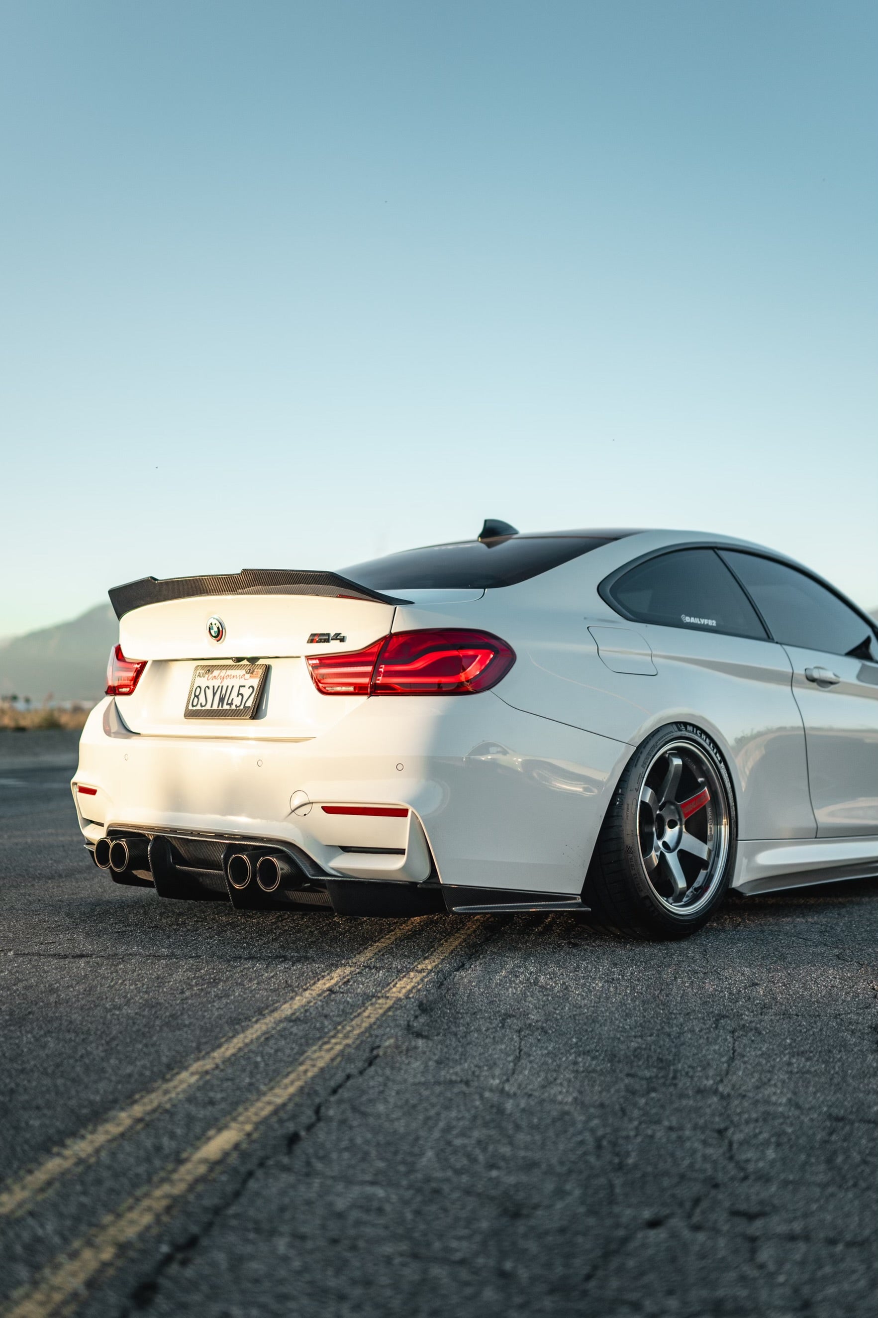 F82 M4 STX Style Carbon Fiber Spoiler