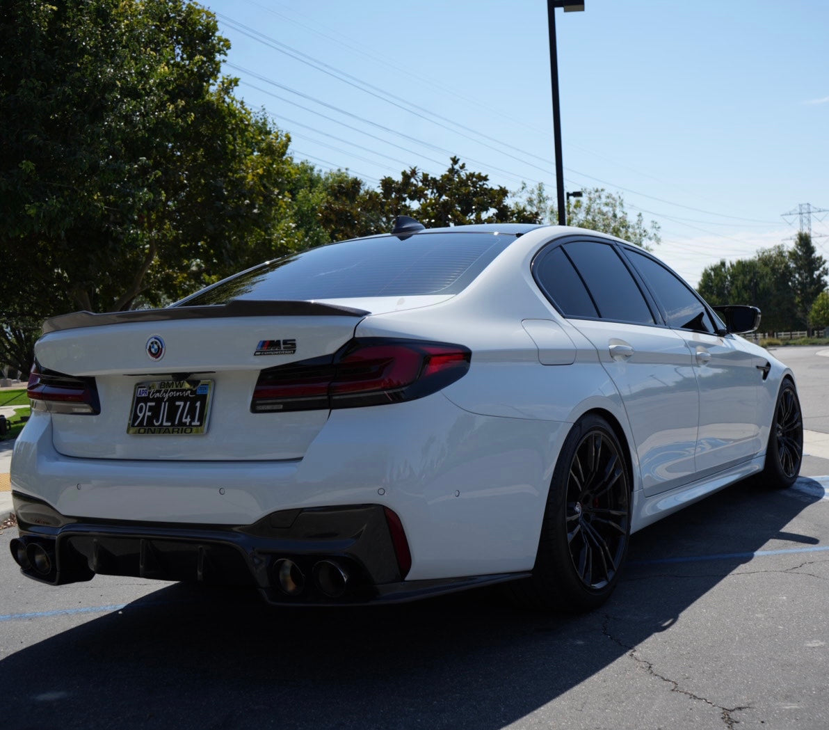 F90 M5 3D Style Carbon Fiber Rear Diffuser