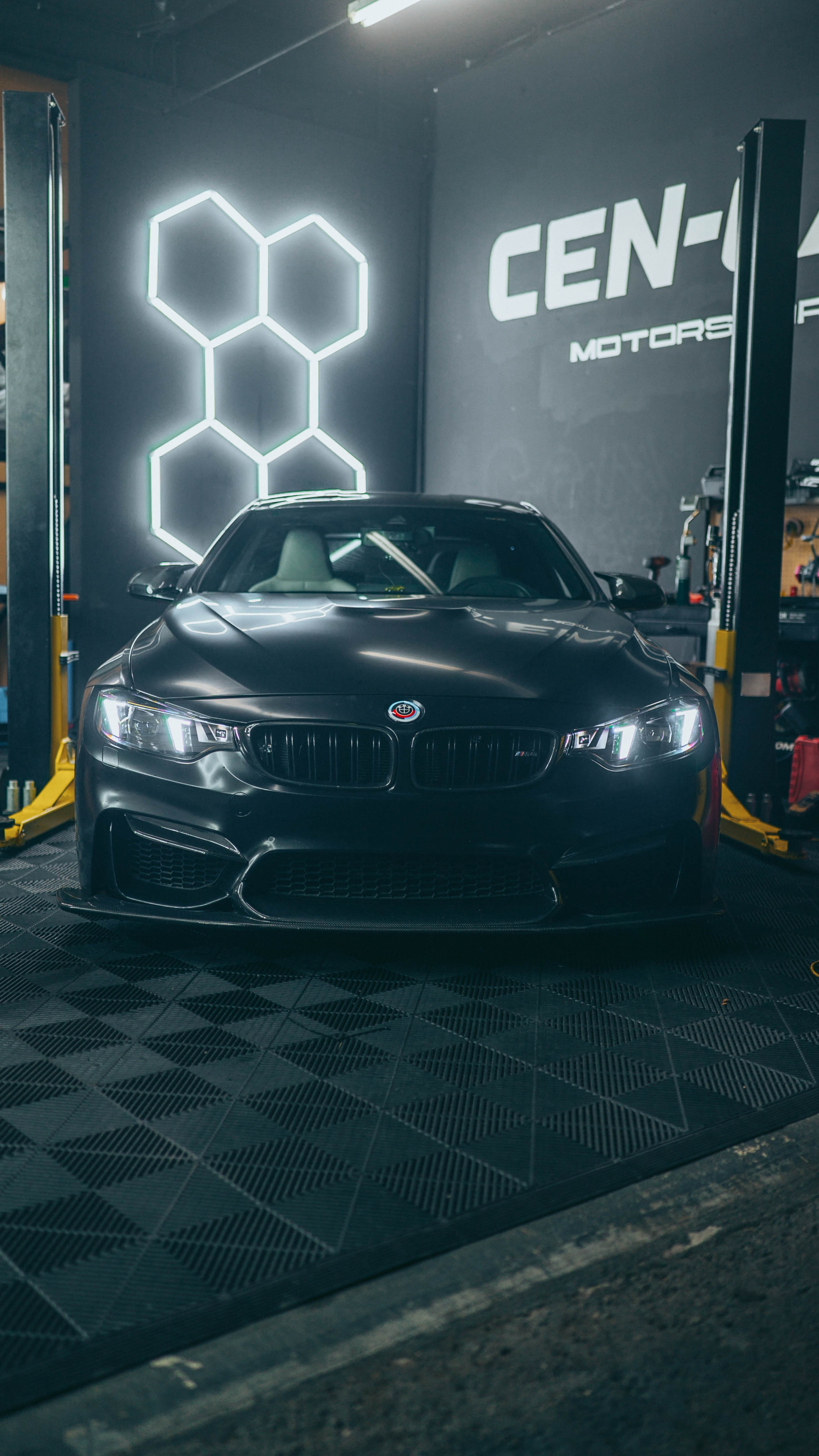 Snake Eye Color-Switching LED Headlights — F80/F82/F32 (Yellow/White DRLs)