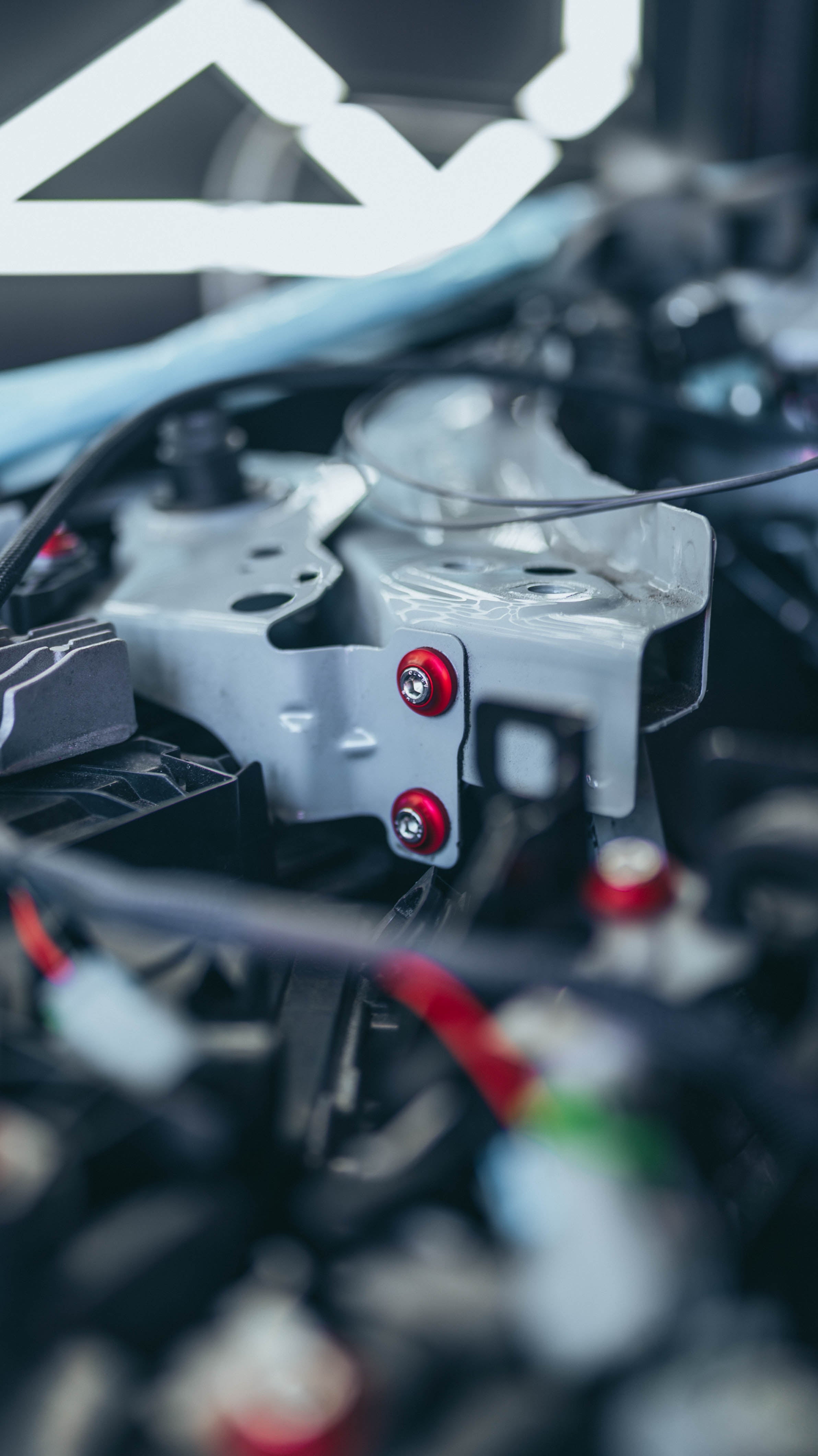 BMW G8X 2020+ Deluxe Dress Up Hardware Kit (M3/M4)