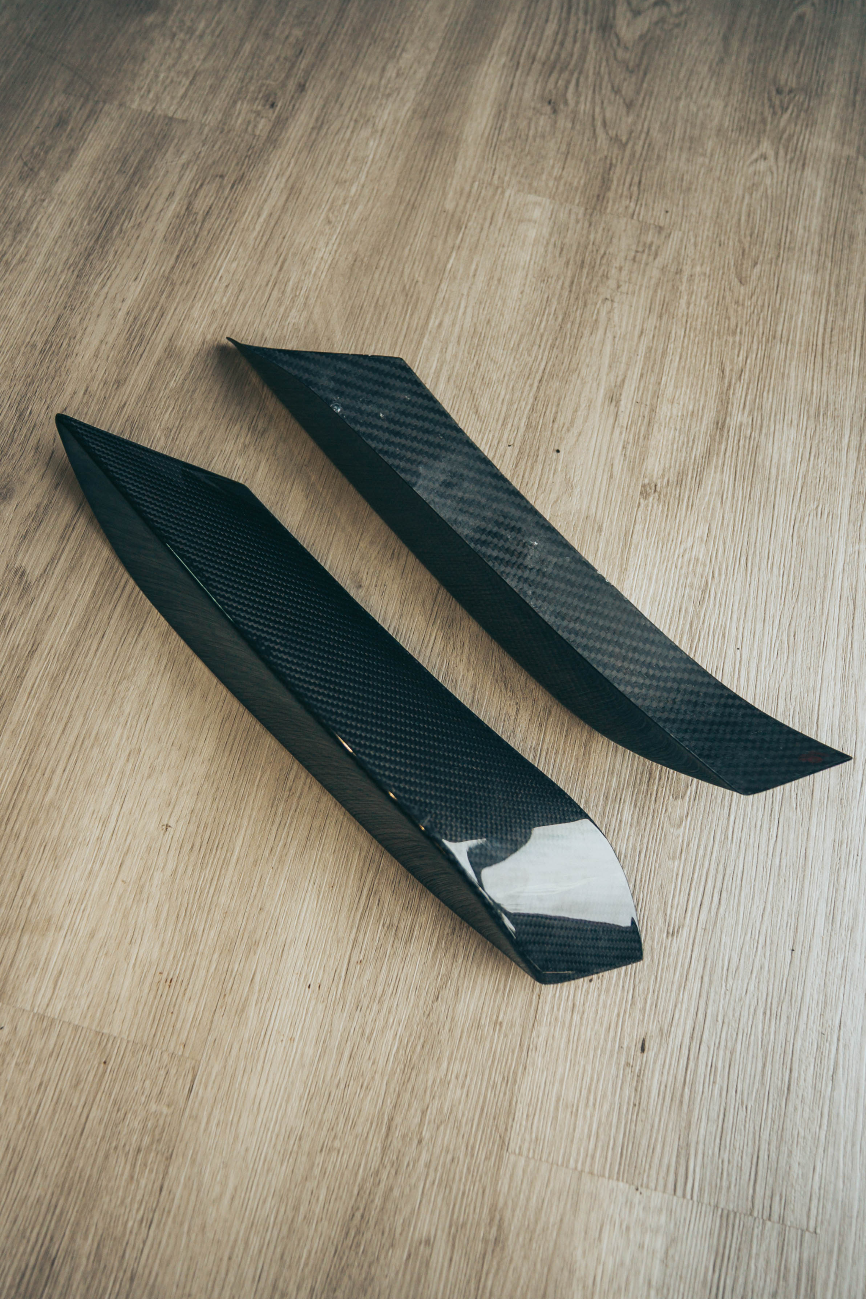 F8X M3/M4 V1 Carbon Fiber Upper Fangs