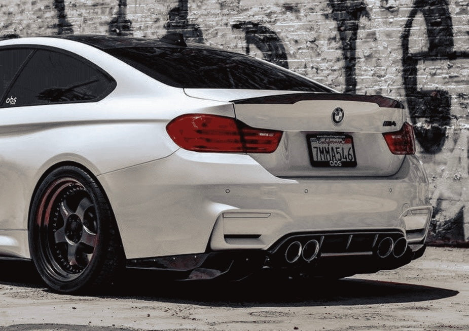 F8X M3/M4 varis carbon fiber undertray diffuser