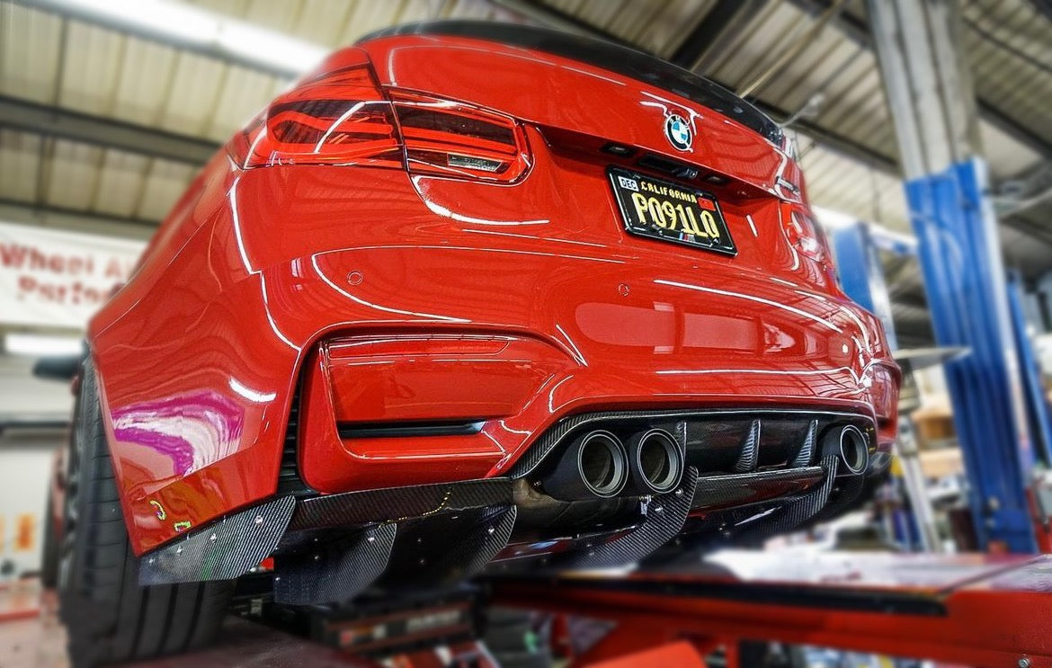 F8X M3/M4 varis carbon fiber undertray diffuser