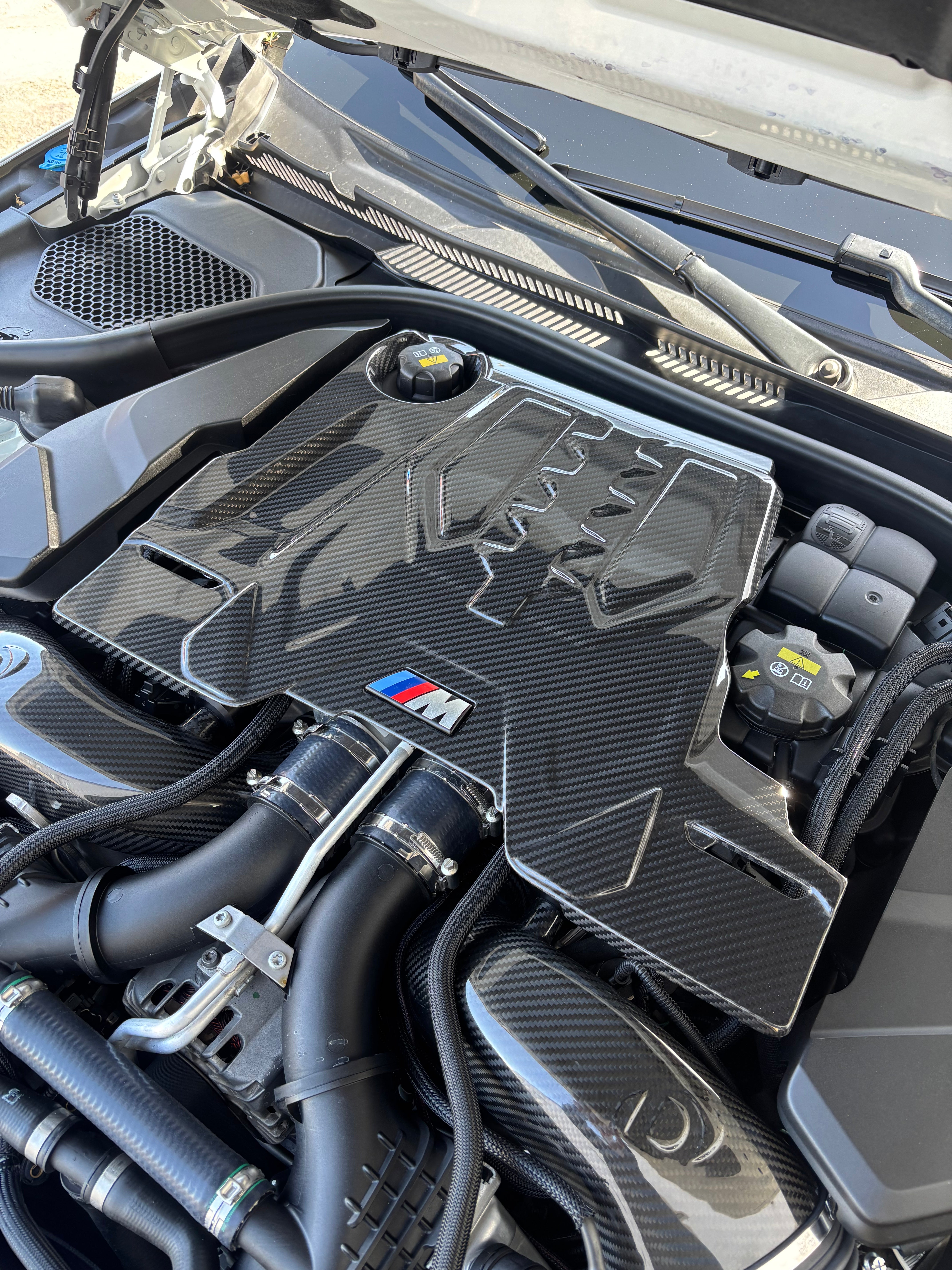 F90 M5 & F91/F92/F93 M8 Carbon Fiber S62 Engine Cover