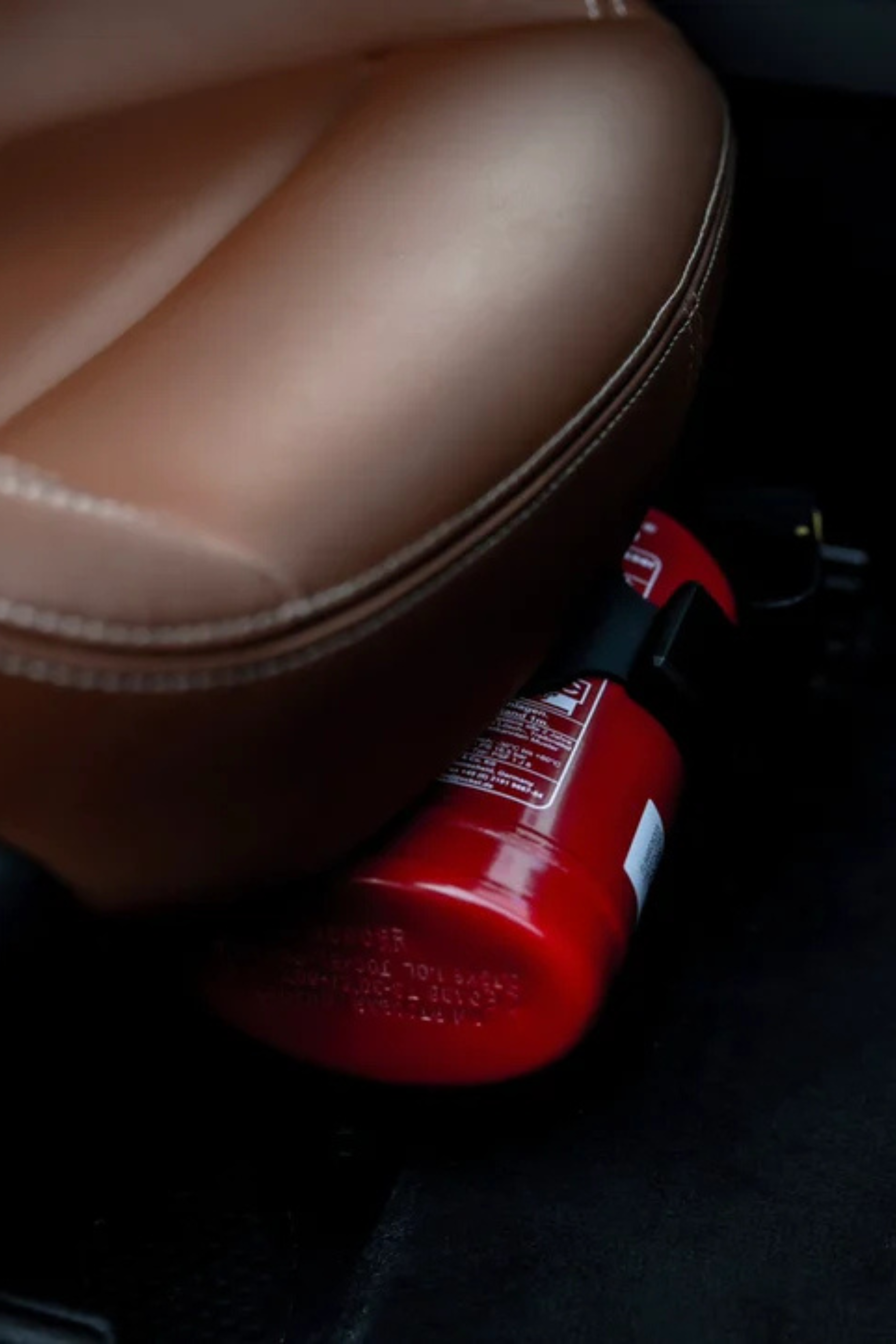 OEM E9X/F8X Fire Extinguisher Kit