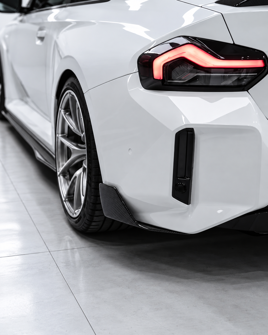 G87 M2 VST Carbon FIber Rear Bumper Splitters