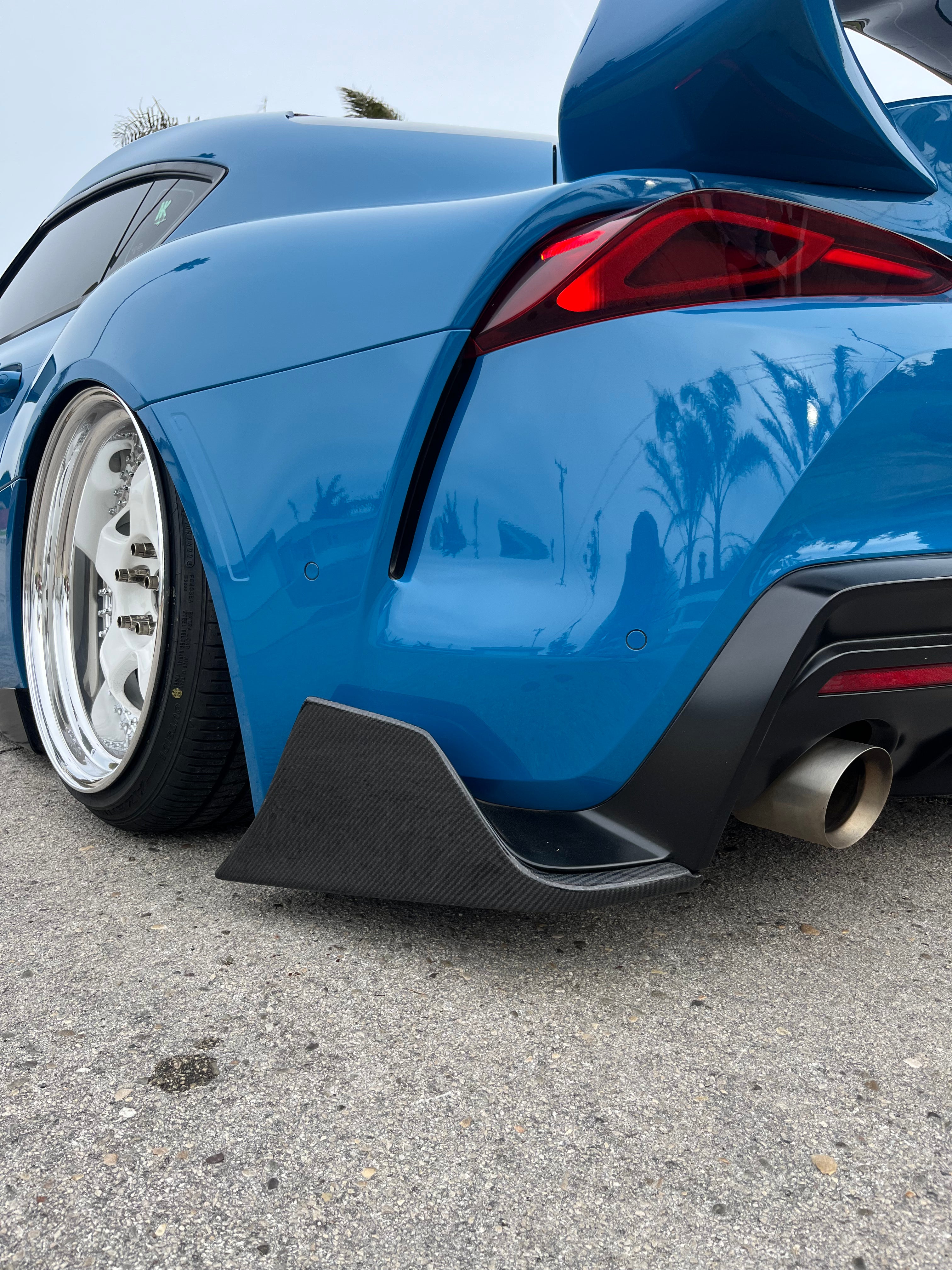 A90/A91 SUPRA MK5 CARBON FIBER REAR SPLATS