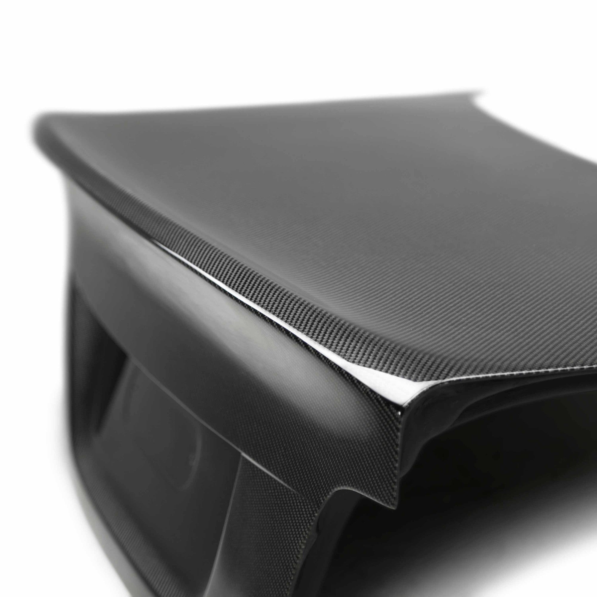 do CSL-Style Carbon Fiber Trunk Lid for BMW E39 (1997-2003)