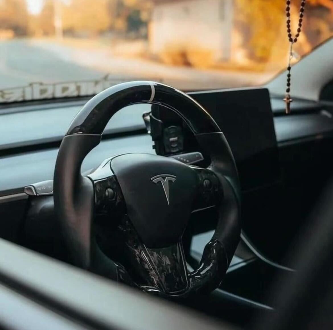 Tesla Carbon Fiber Steering Wheel