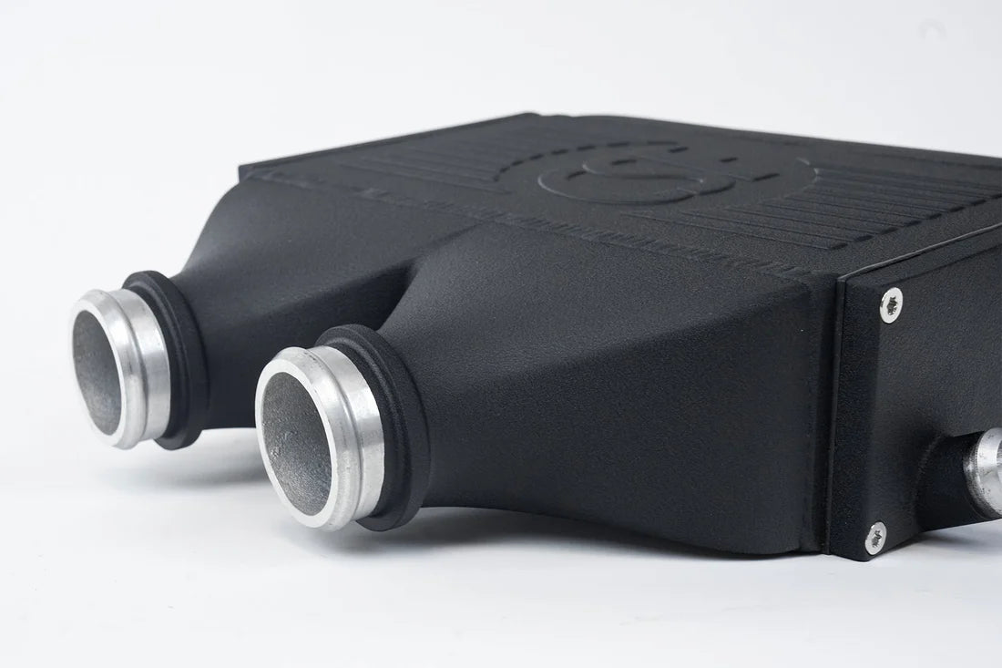 F8X M3 / M4 / M2 Comp Top Mount Charge-Air-Cooler - Crinkle Black Finish