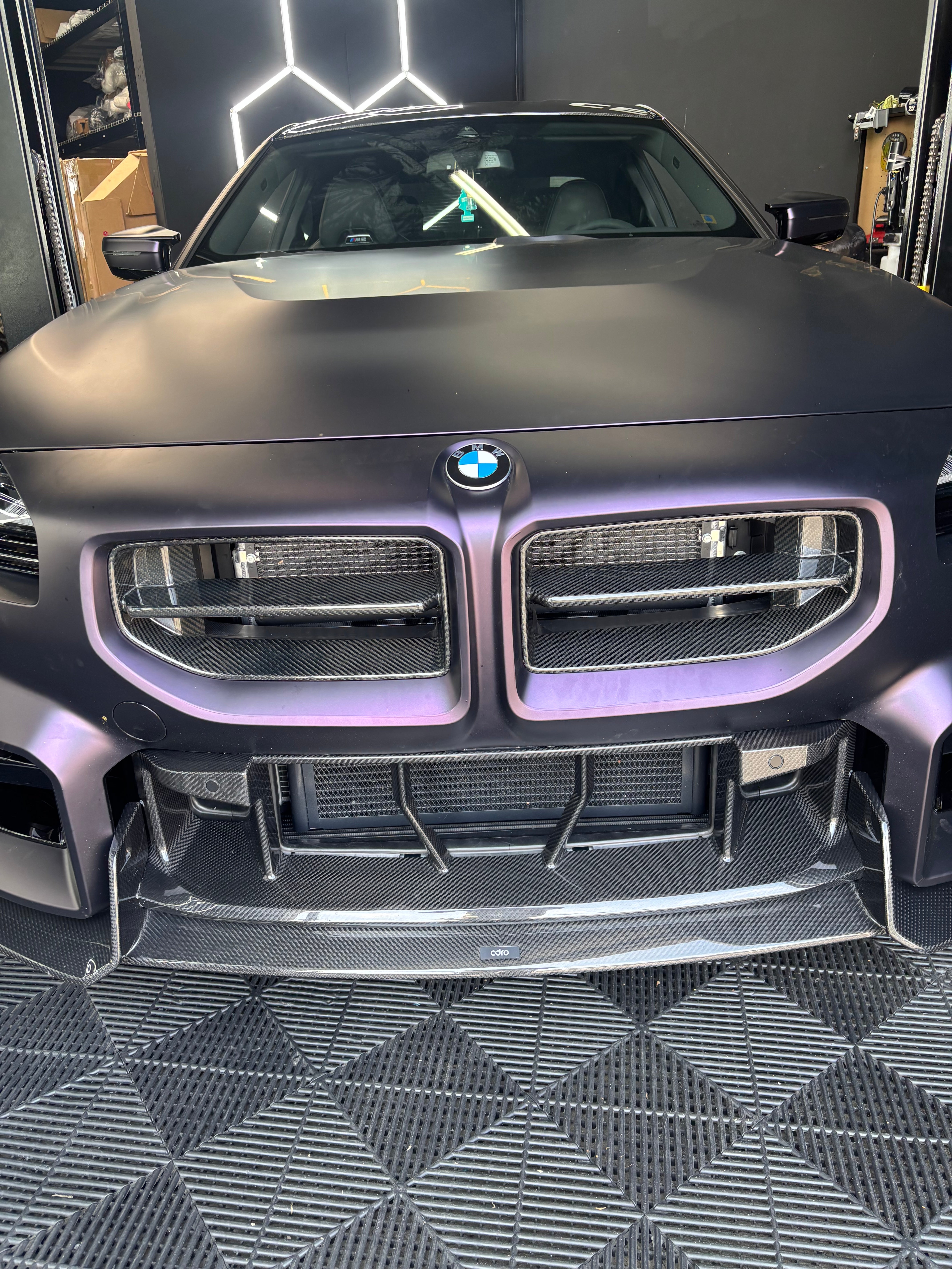 G87 M2 - V1 Carbon Fiber Front Grill Replacement