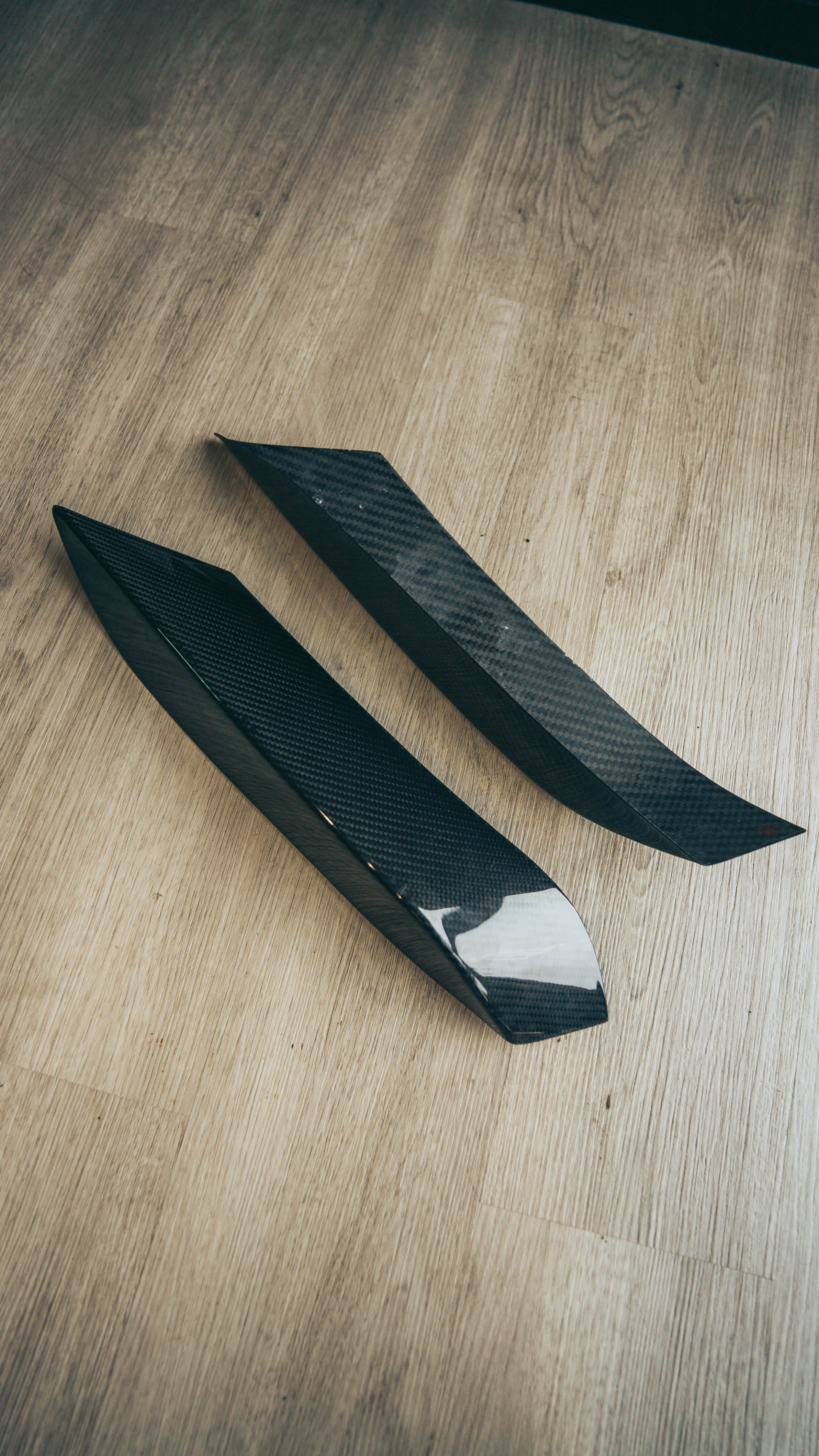 F8X M3/M4 V1 Carbon Fiber Upper Fangs