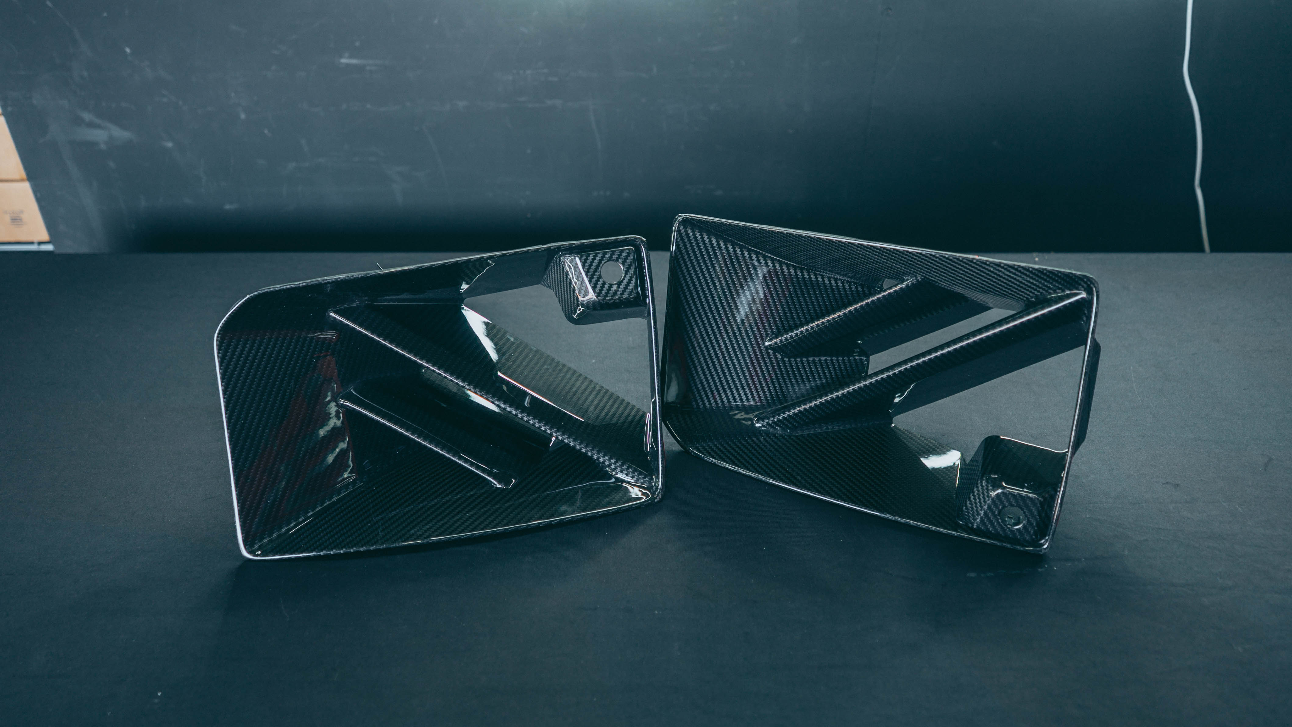G87 M2 SQ Carbon Fiber Front Bumper Air Inlets/Ducts