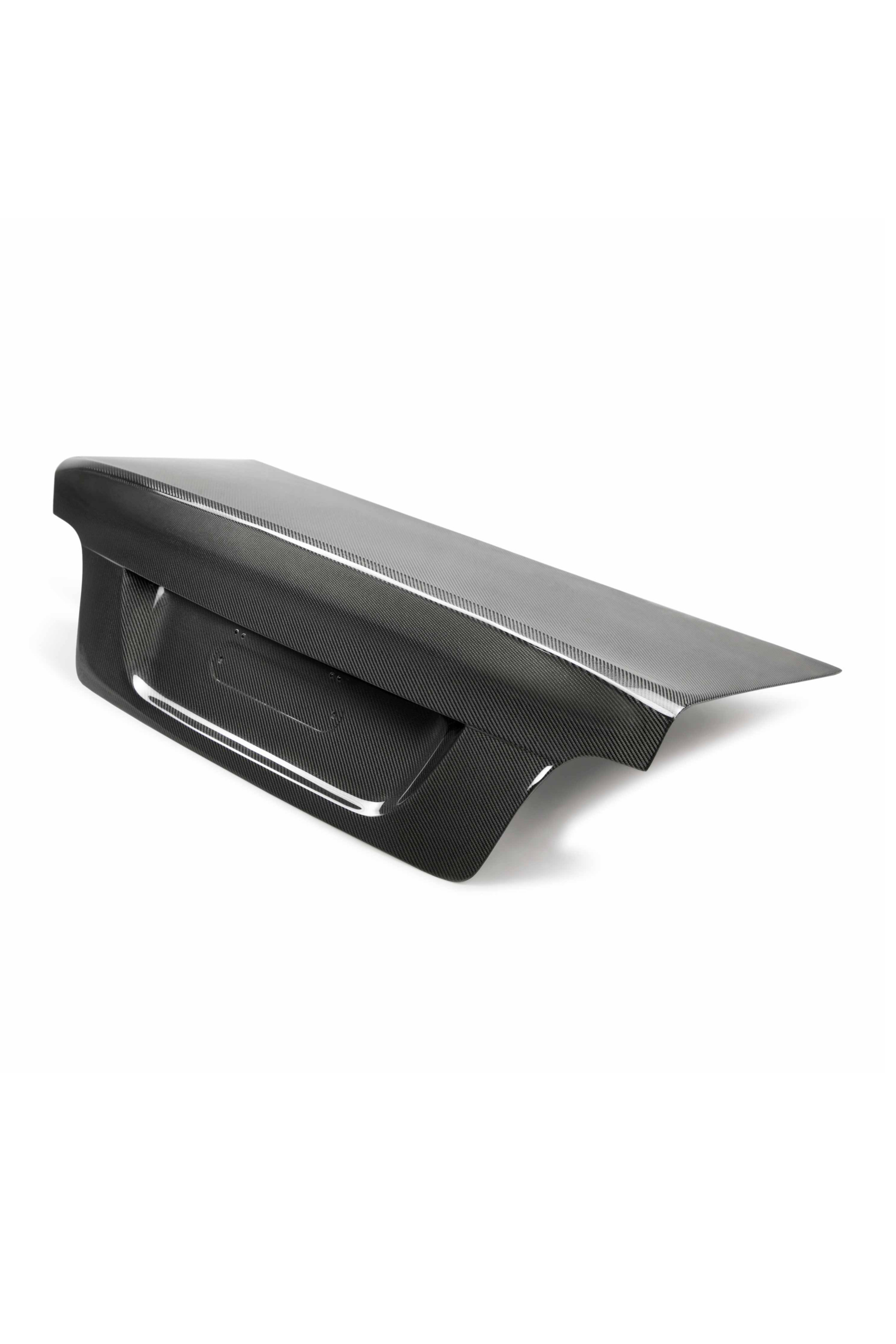 Do CSL-Style Carbon Fiber Trunk Lid for BMW E39 (1997-2003)