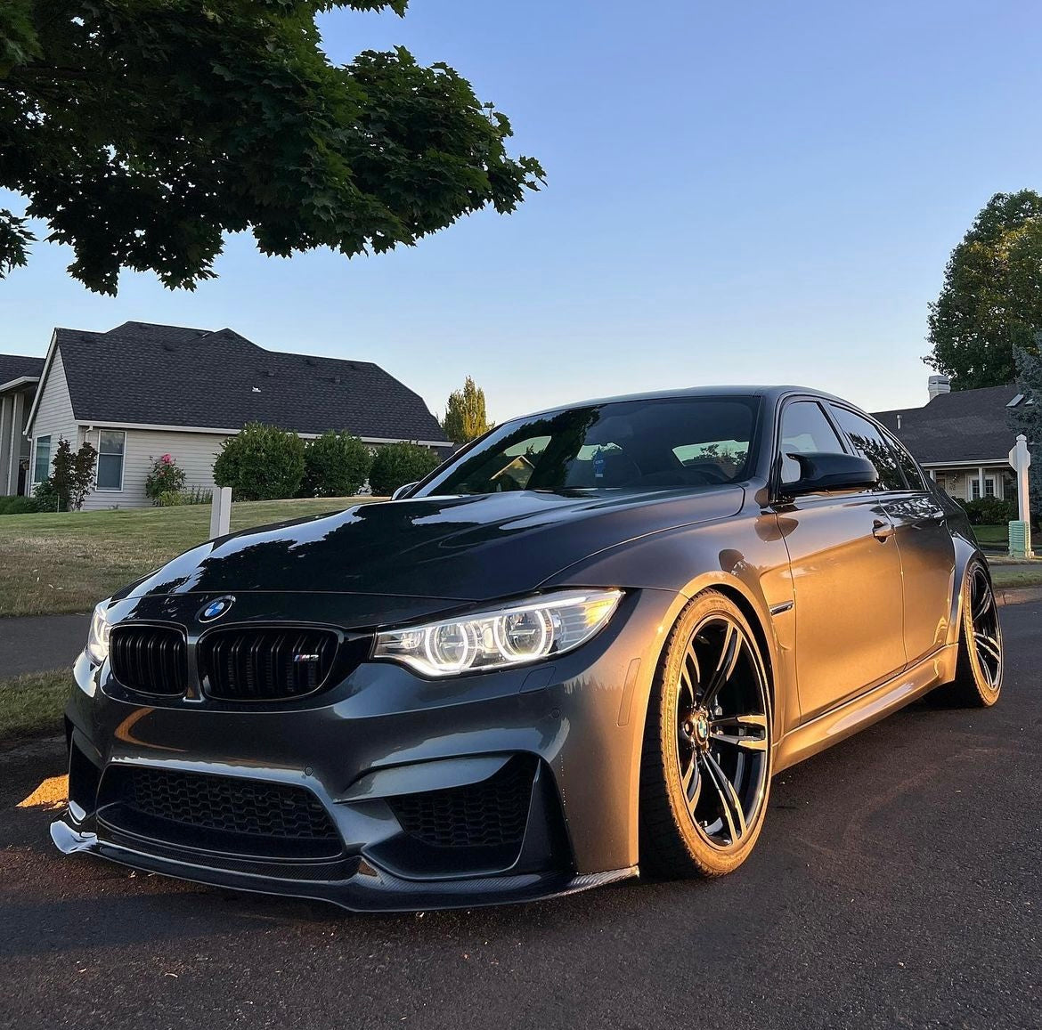F8X M3/M4 V Style Carbon Fiber Front Lip-F80/F82/F83