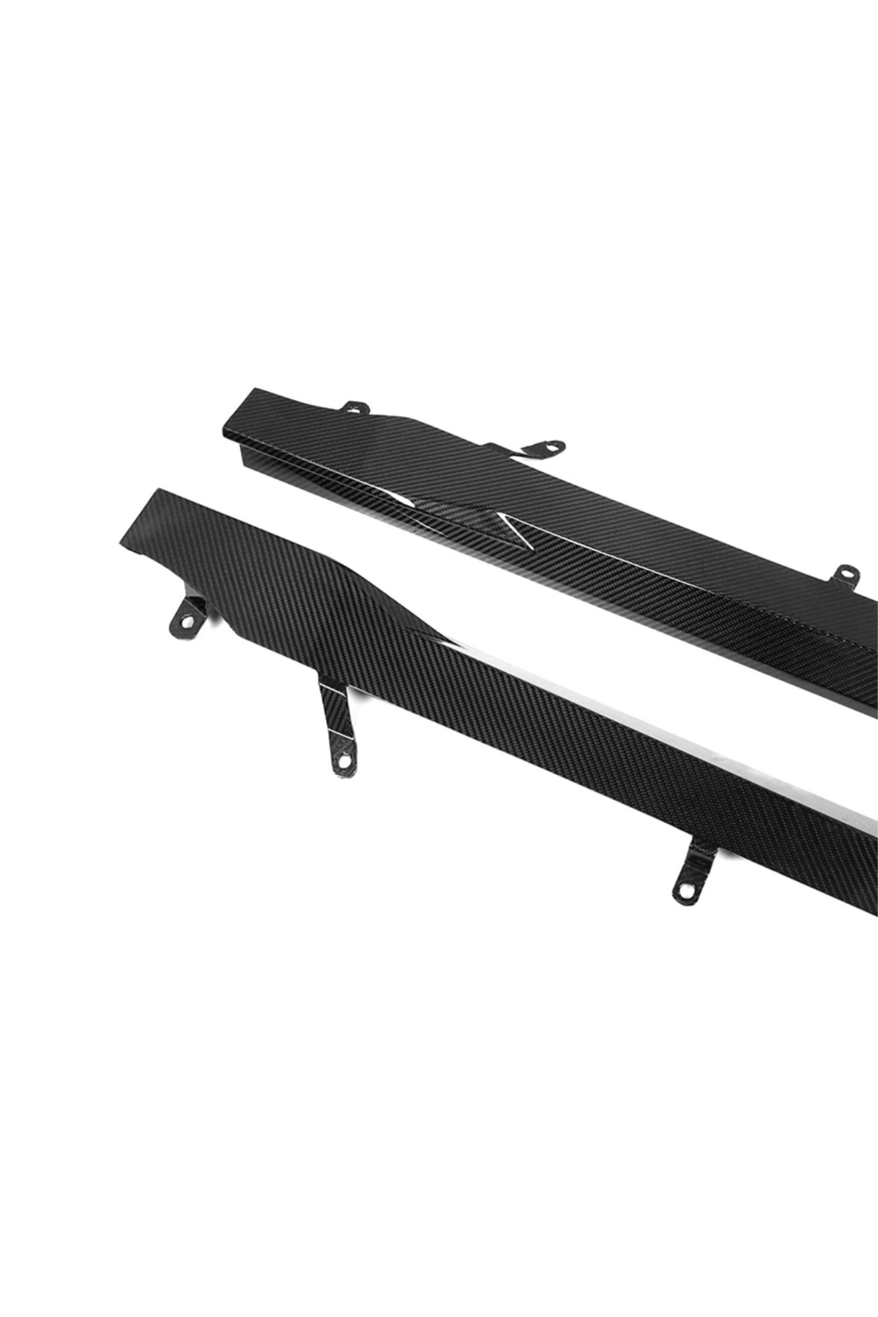 G87 M2 - S Style Carbon Fiber Side Skirts
