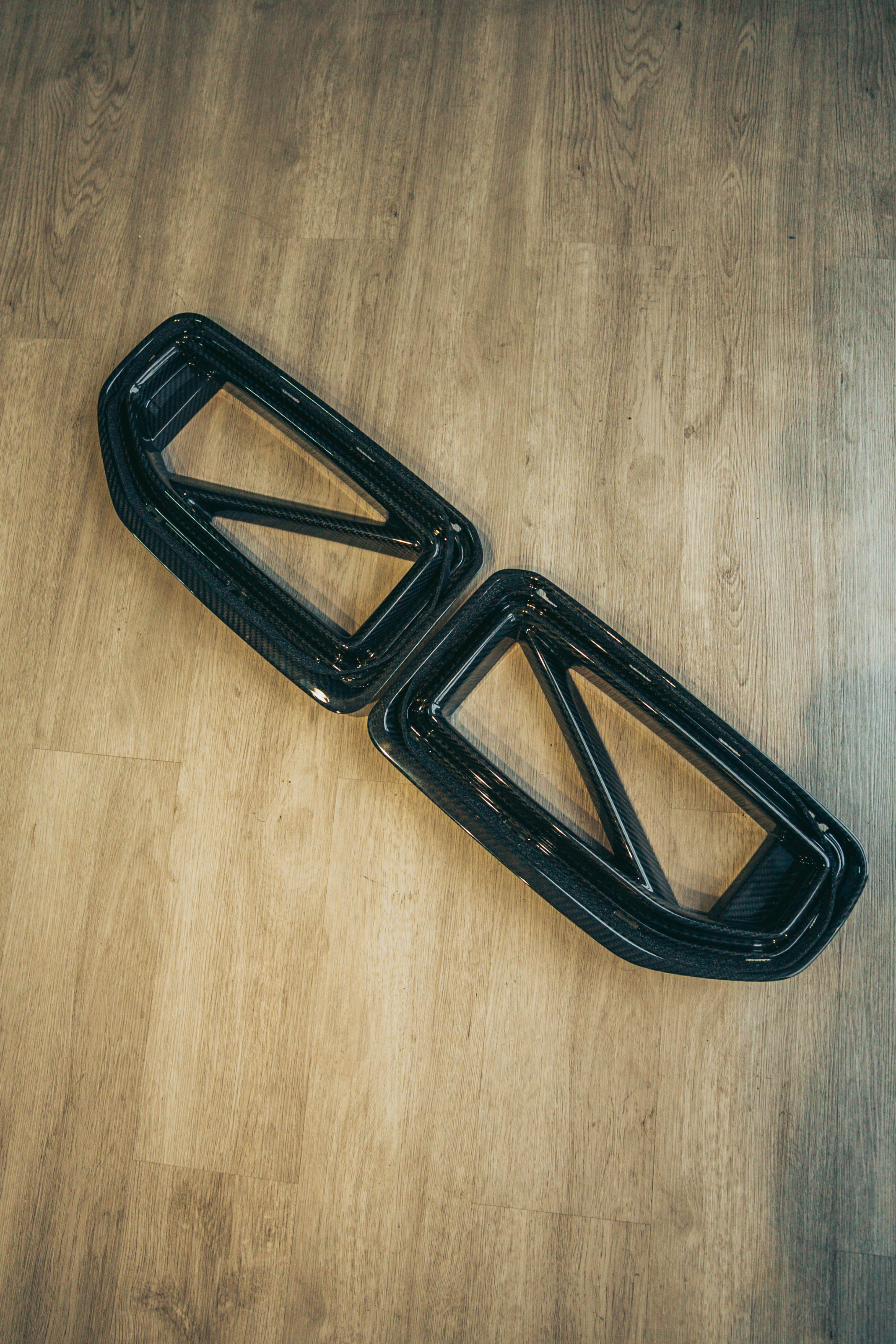 G87 M2 - V2 Carbon Fiber Front Grill Replacement