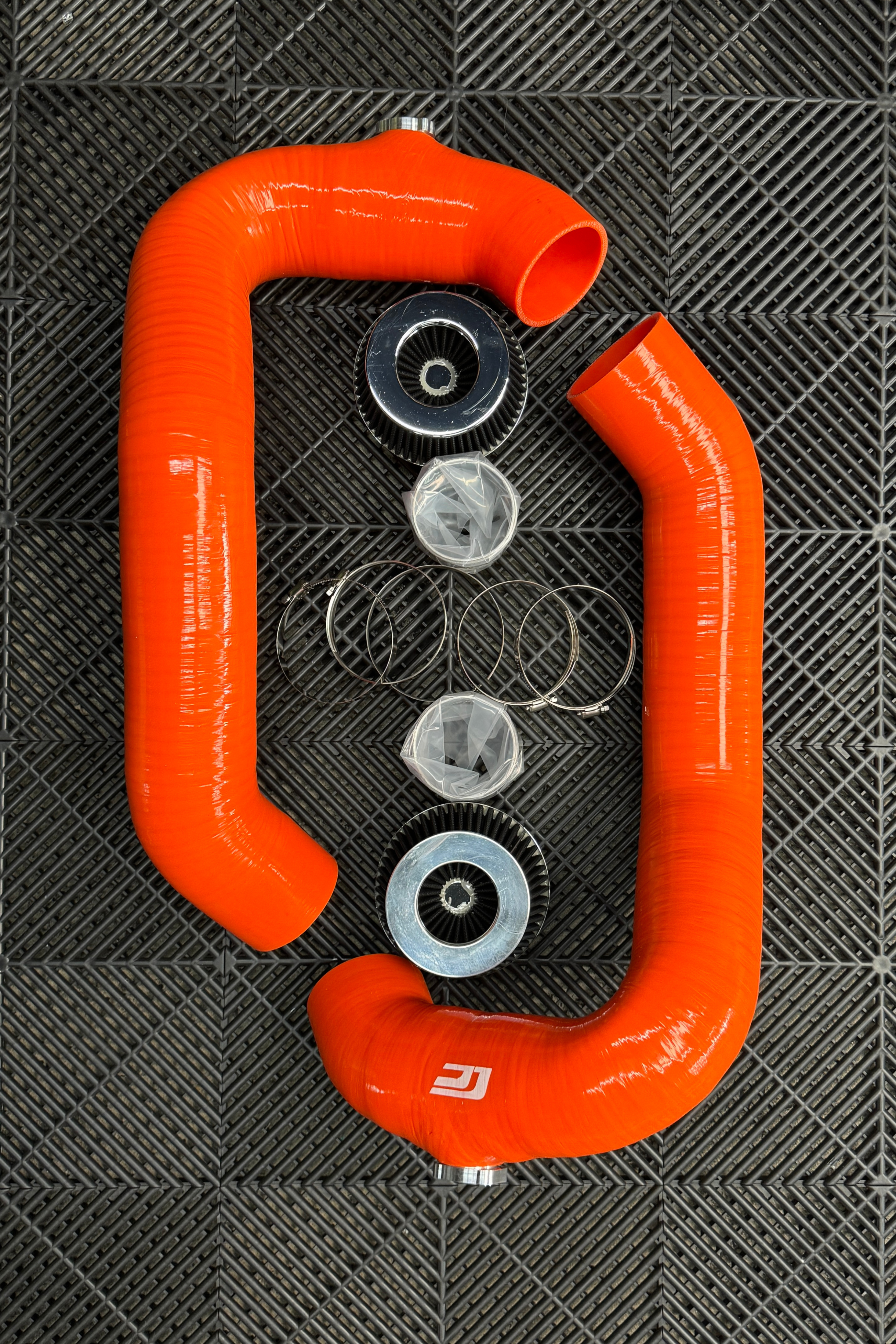 M5/M6 Cen-Cal Silicone Front Mount Intakes - (F06/F10/F12/F13)