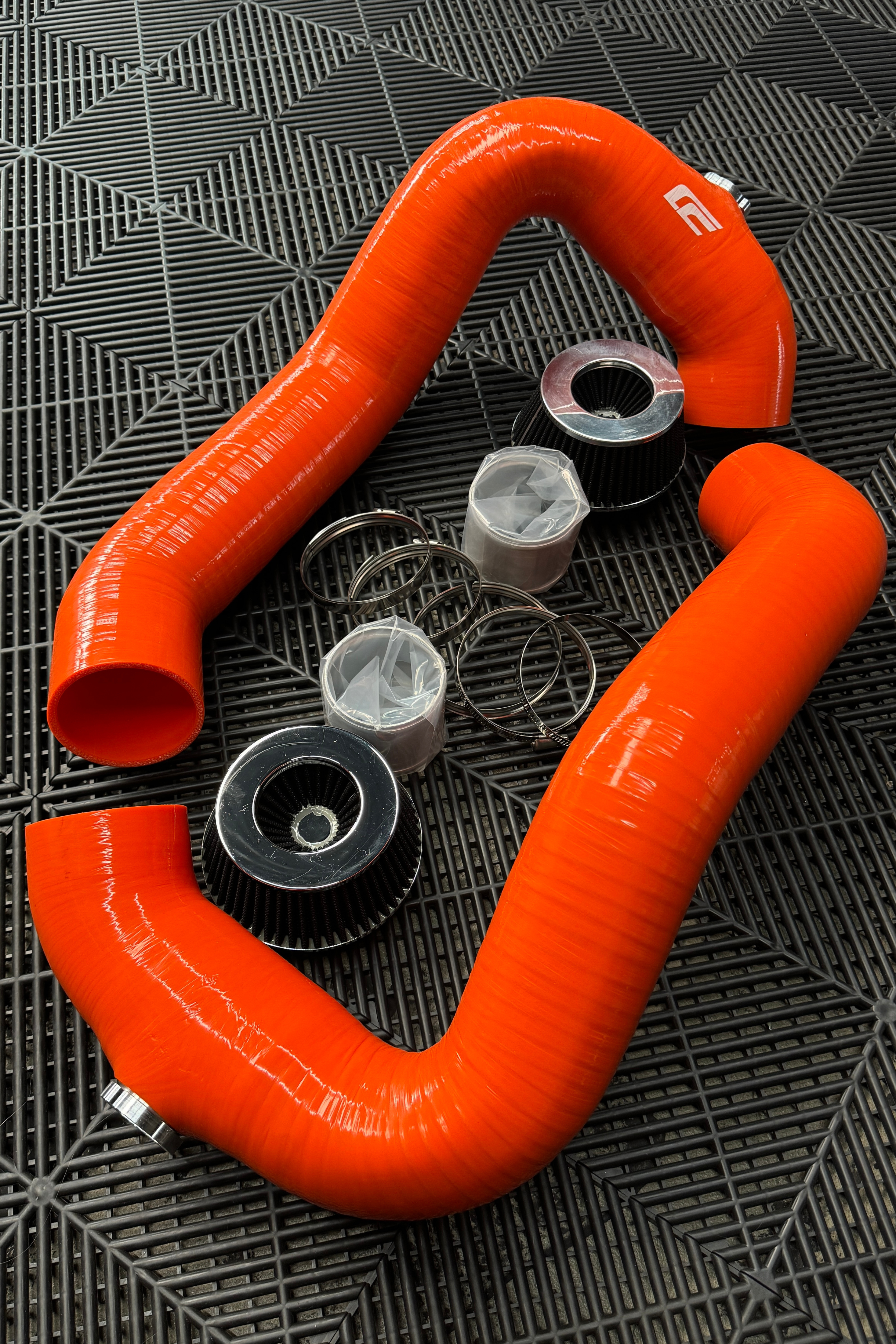 M5/M6 Cen-Cal Silicone Front Mount Intakes - (F06/F10/F12/F13)