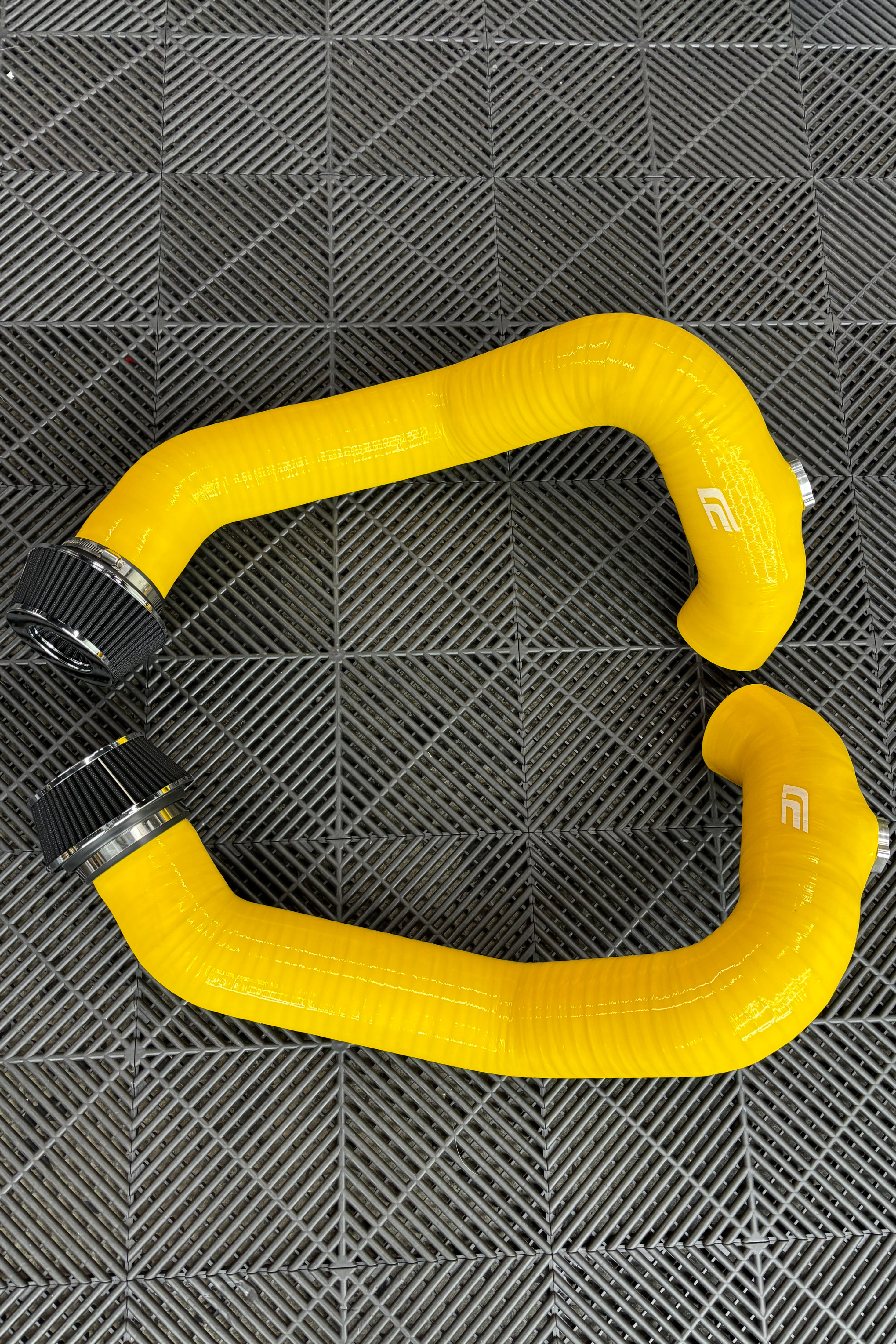 M5/M6 Cen-Cal Silicone Front Mount Intakes - (F06/F10/F12/F13)