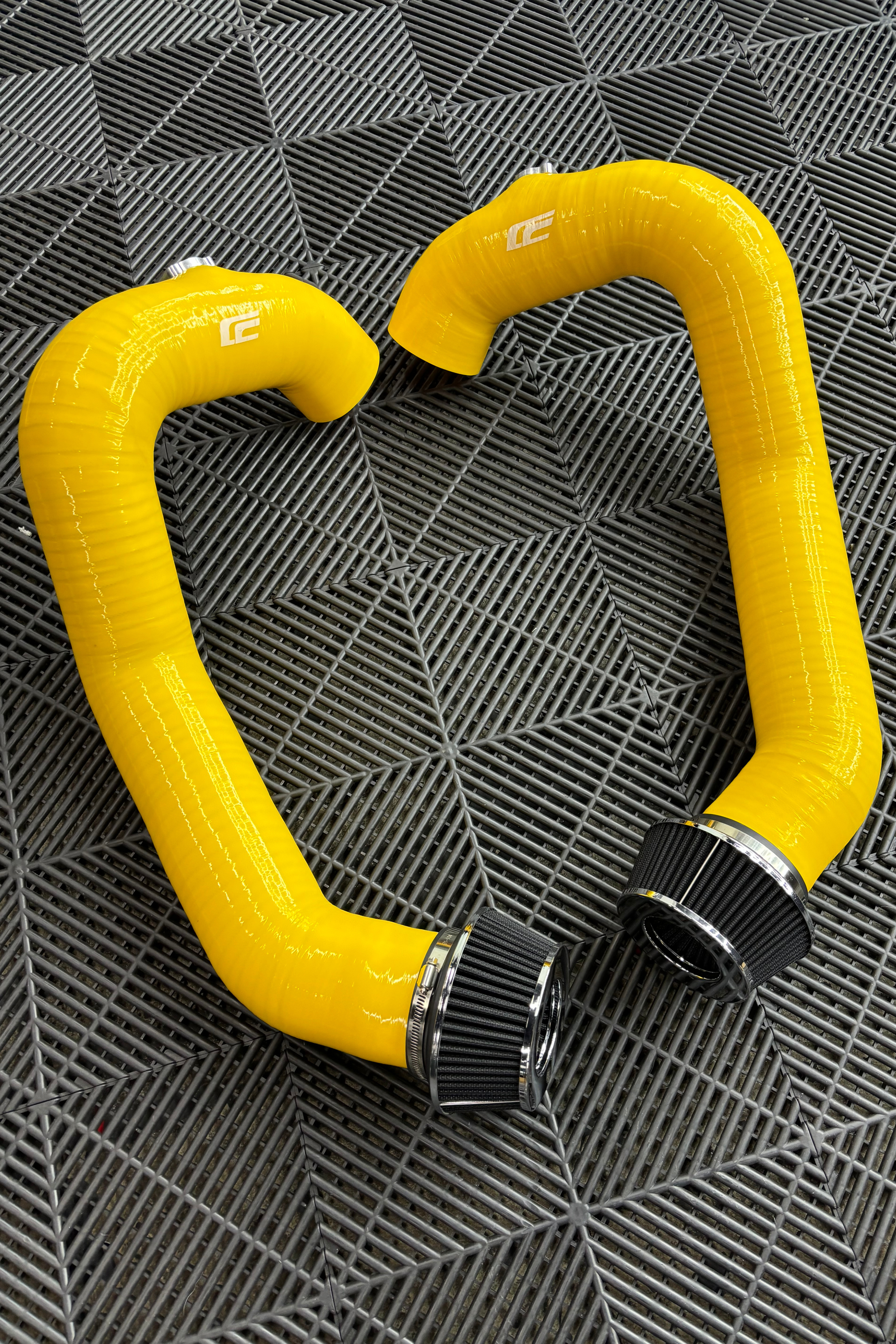 M5/M6 Cen-Cal Silicone Front Mount Intakes - (F06/F10/F12/F13)