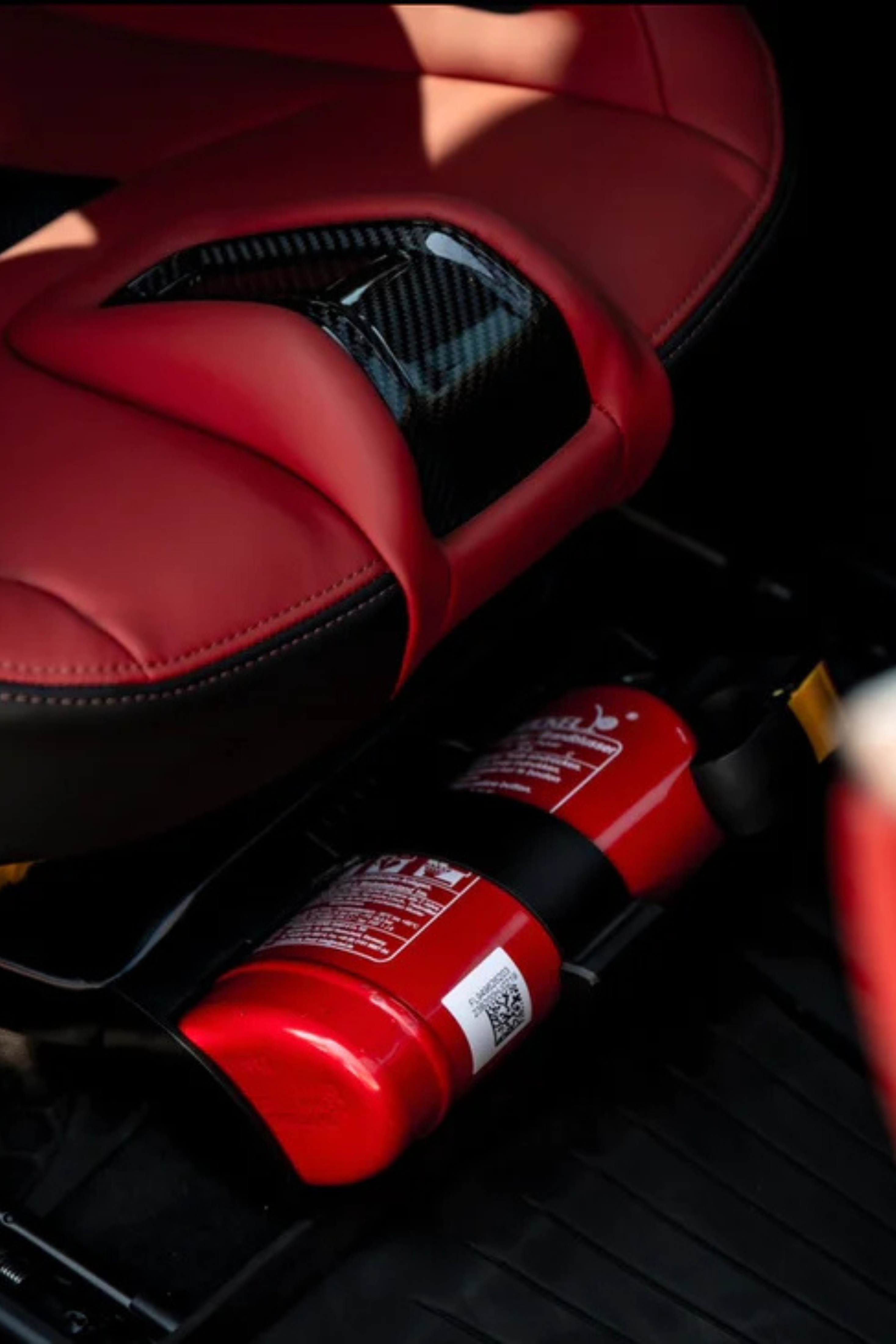 OEM G8X Fire Extinguisher Kit