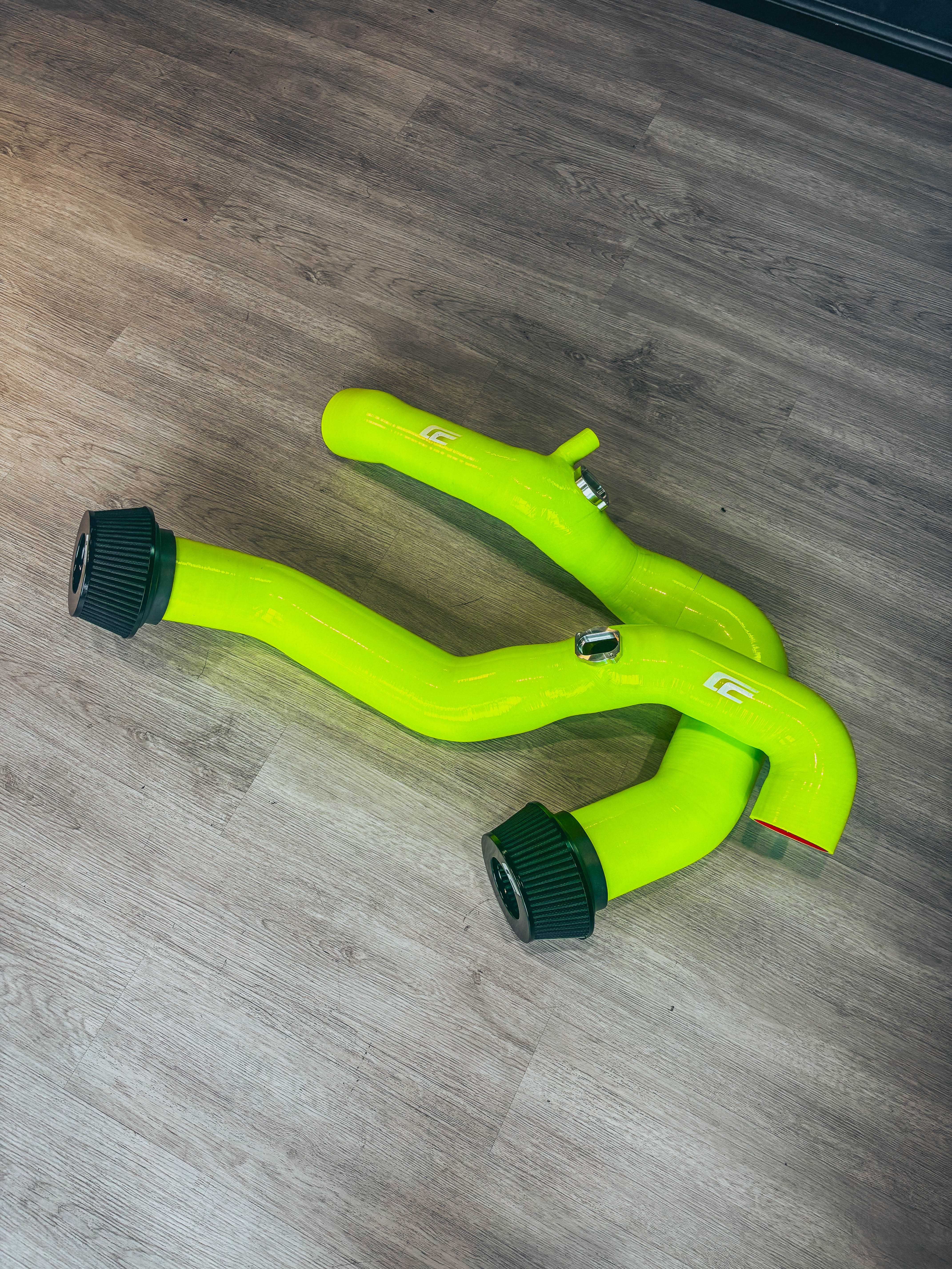 S55 M3/M4/M2C Cen-Cal V2 Silicone Front Mount Air Intakes - F80/F82/F83/F87