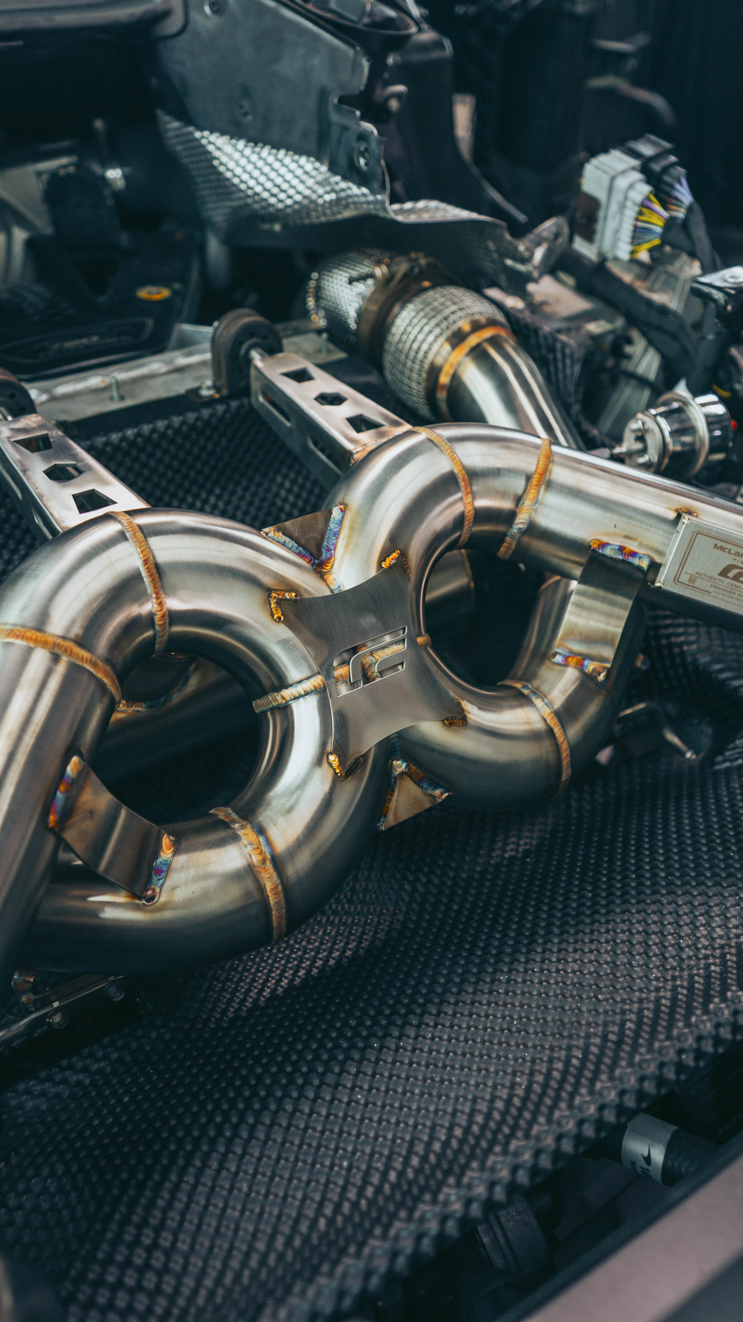 McLaren 720S exhaust complete system ready for installation