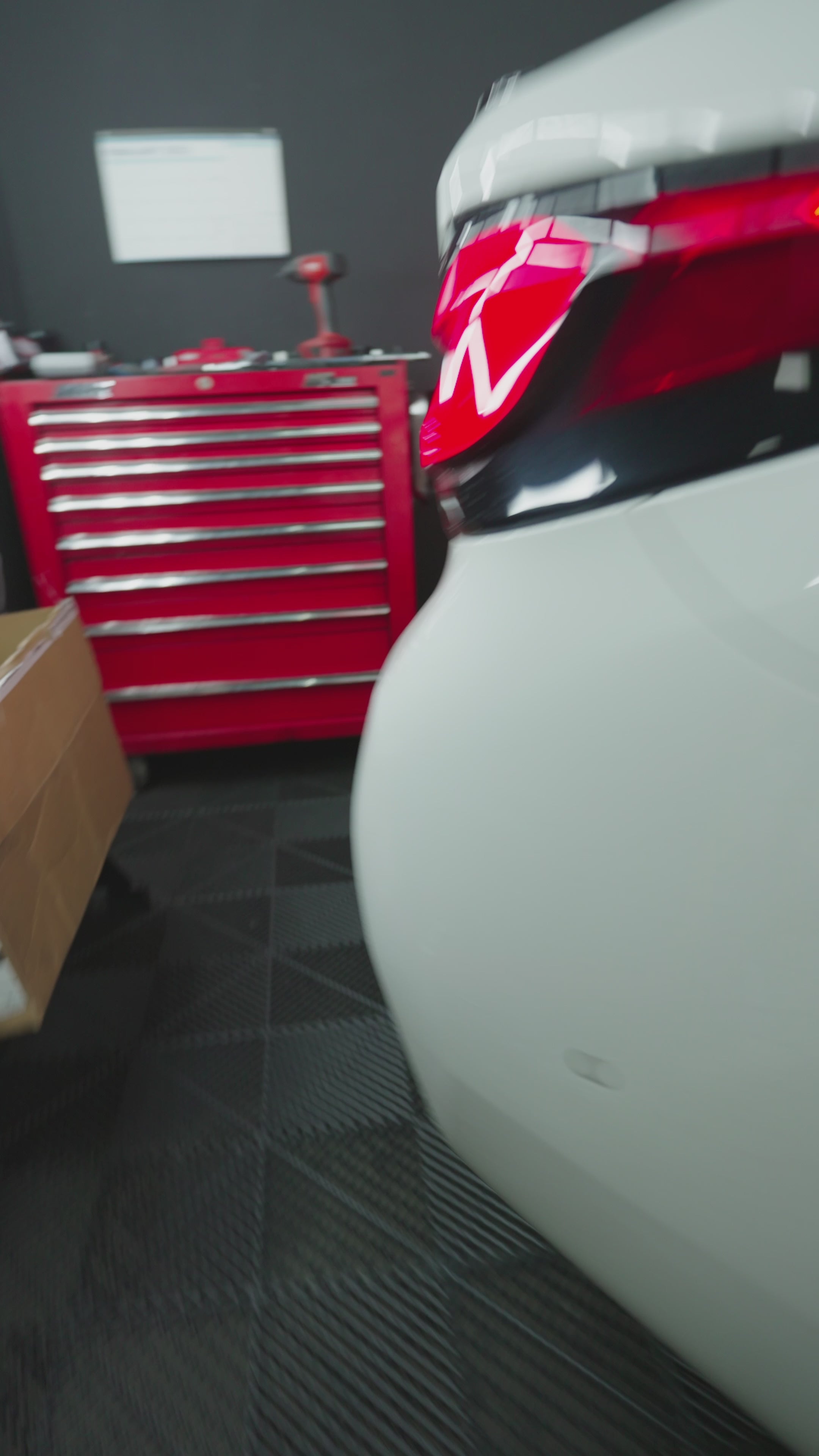 Load video: F90 M5 &amp; F91/F92/F93 M8 S63R Cen-Cal Catless Downpipes (Primary &amp; Secondary)