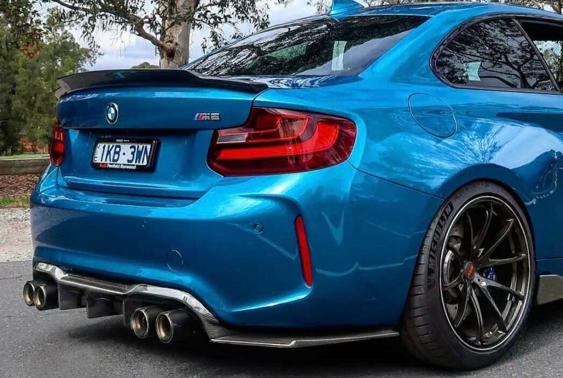 BMW F87 M2competition LENKRAD BMW ALCANTARA CARBON DISPLAY Canton