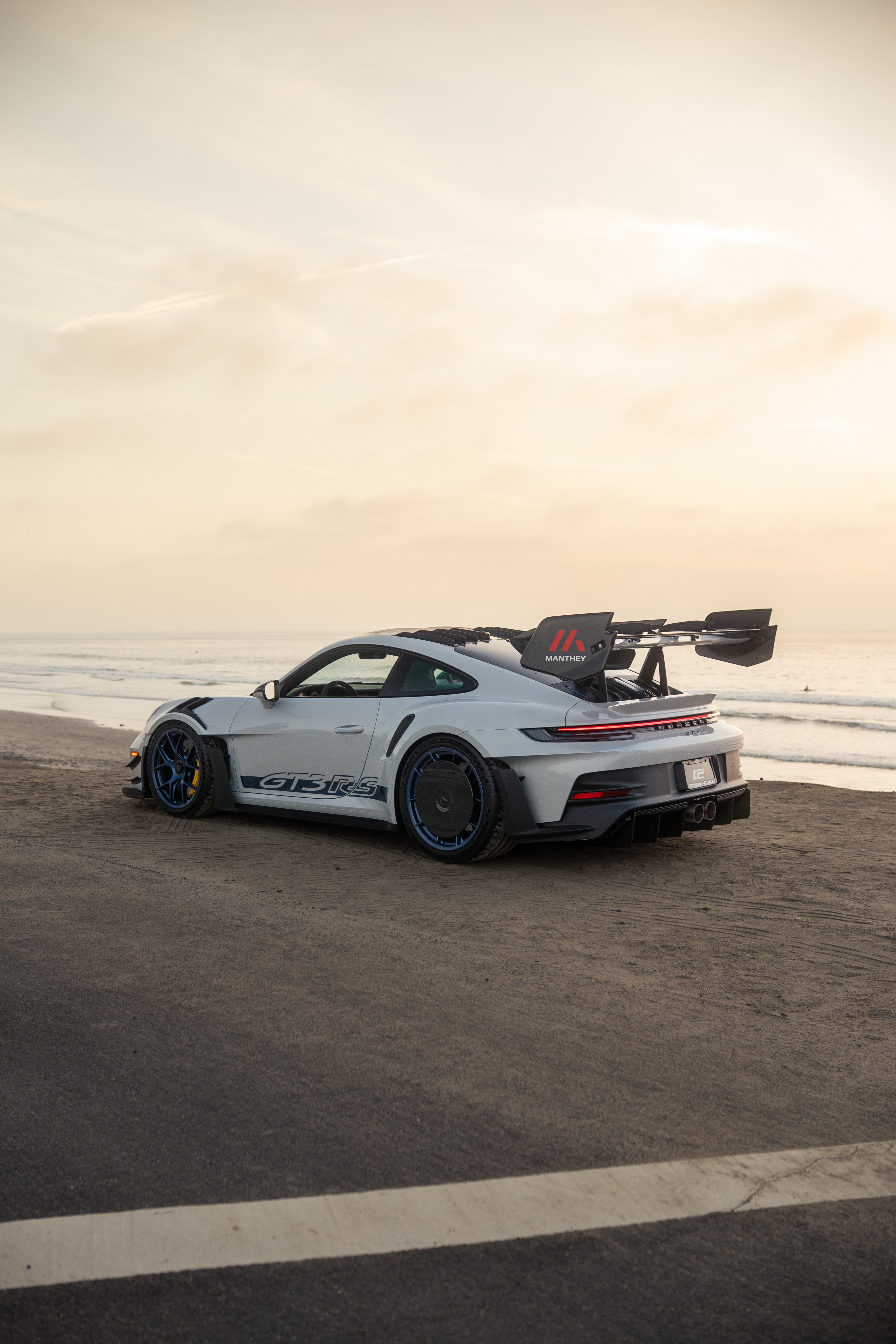 Manthey GT3 RS rear wing sunset