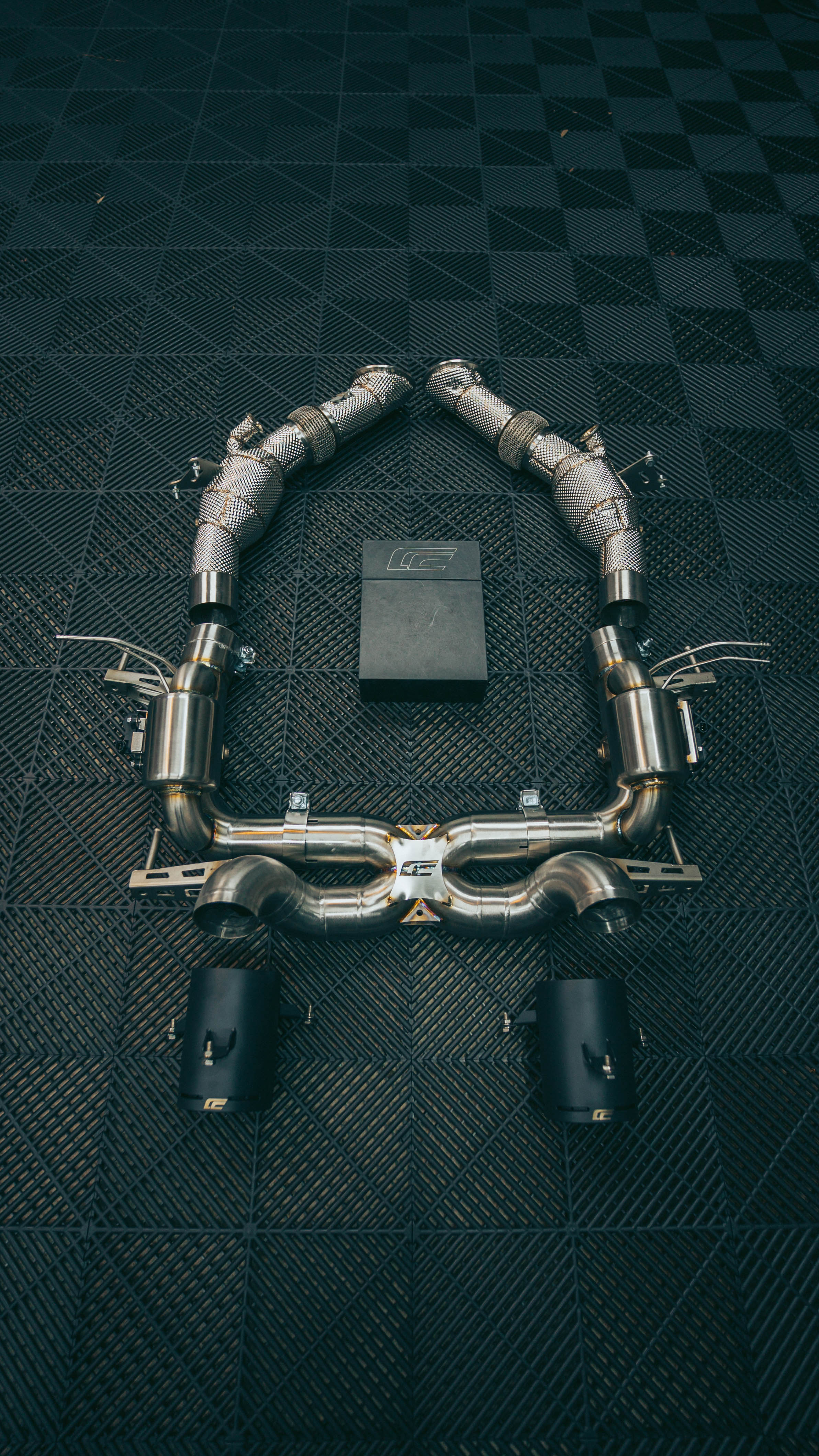 CenCal SF90 full valved system with downpipes flat lay